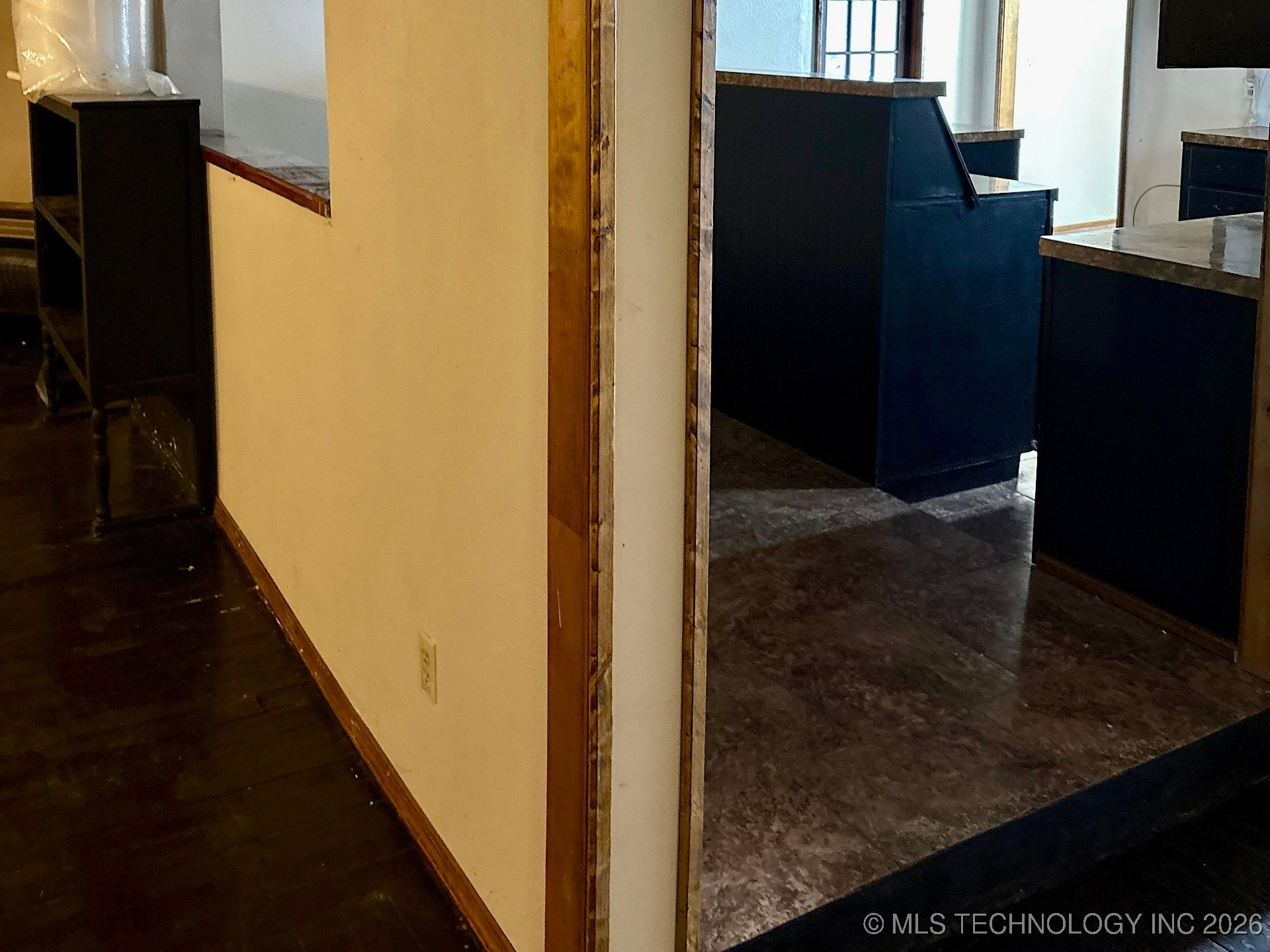 120 N Main Street Property Photo 11