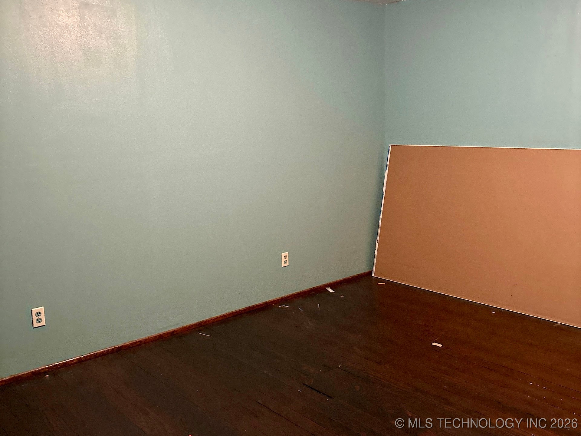 120 N Main Street Property Photo 23