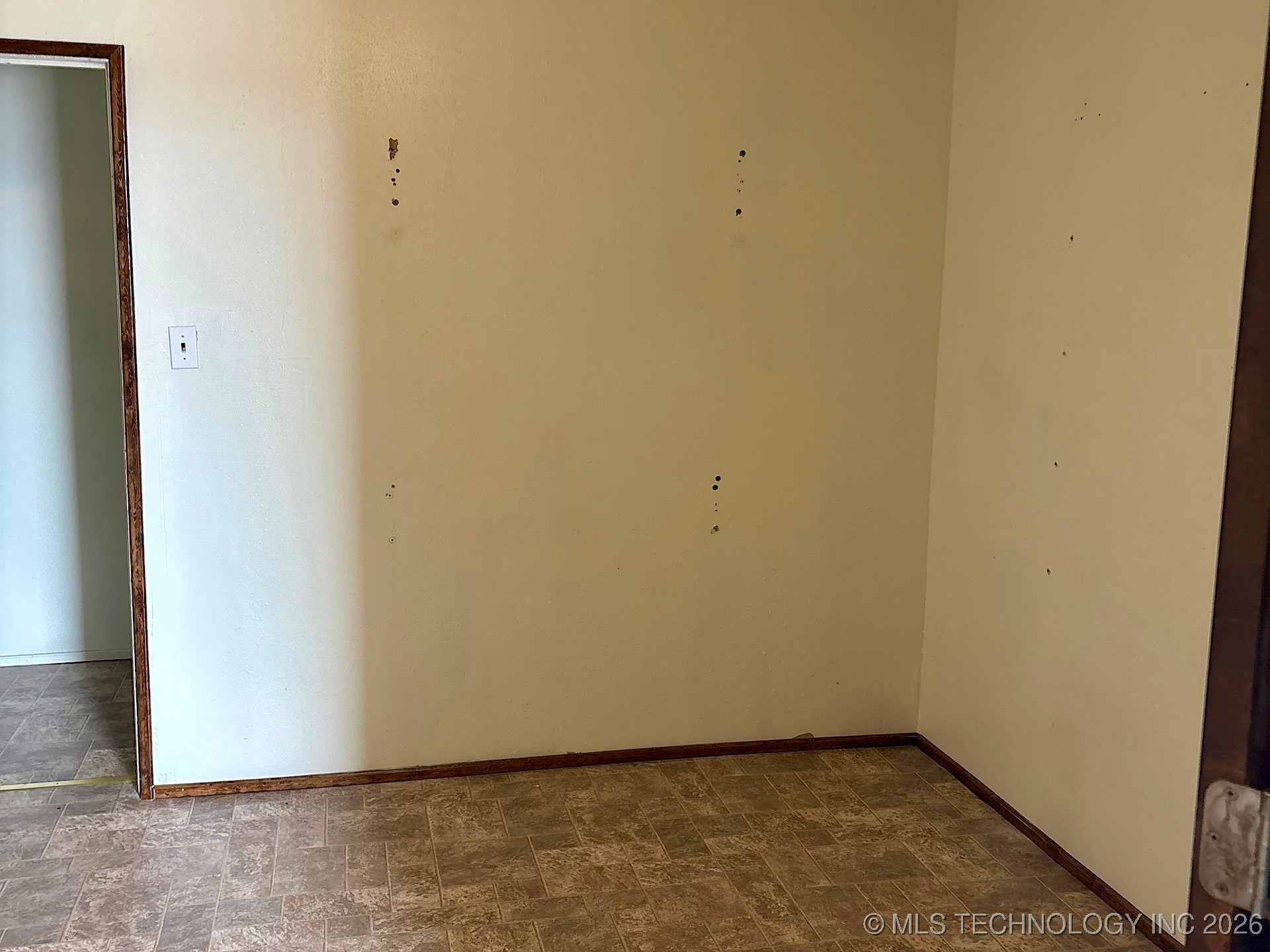 120 N Main Street Property Photo 33