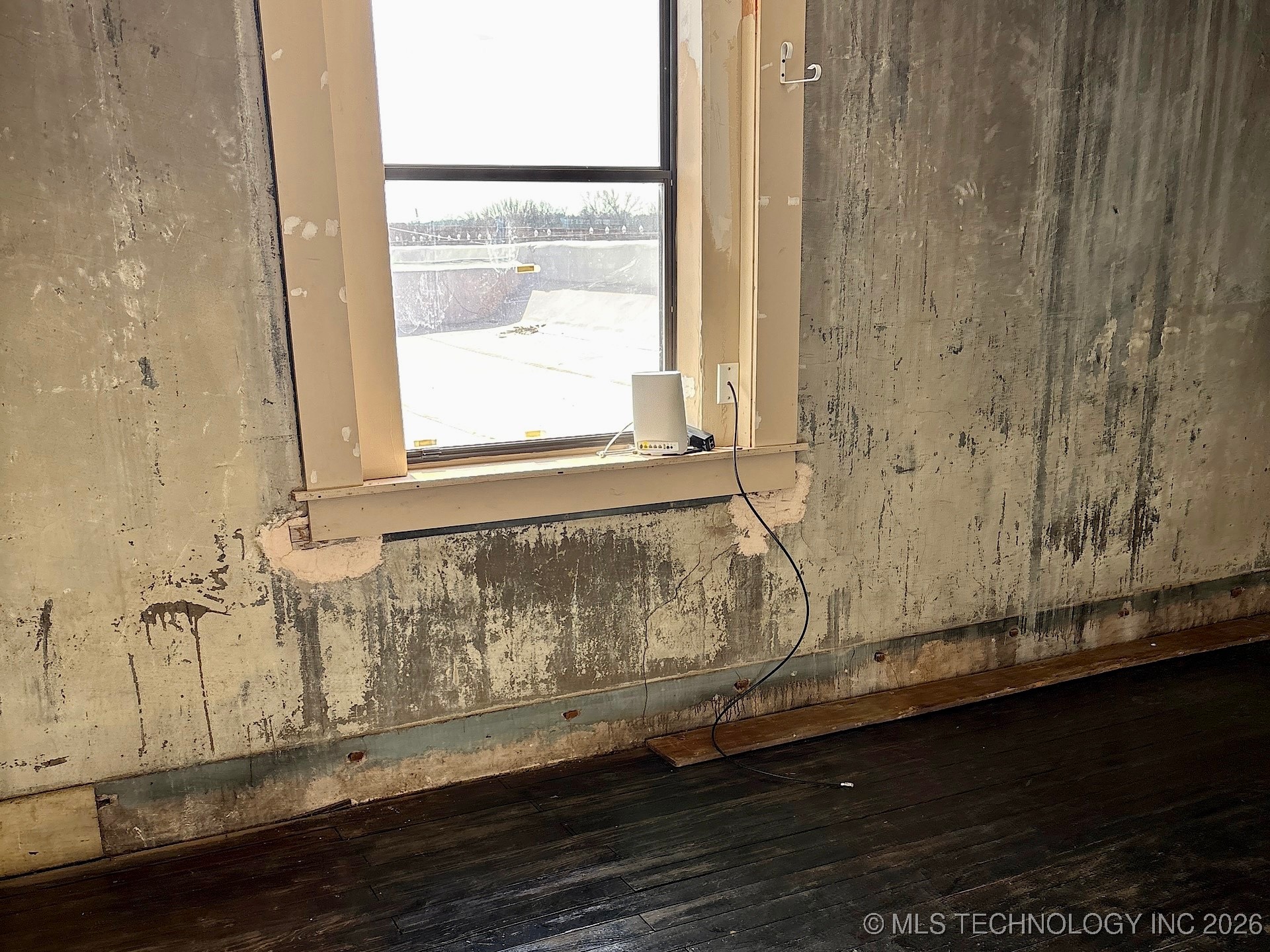 120 N Main Street Property Photo 38