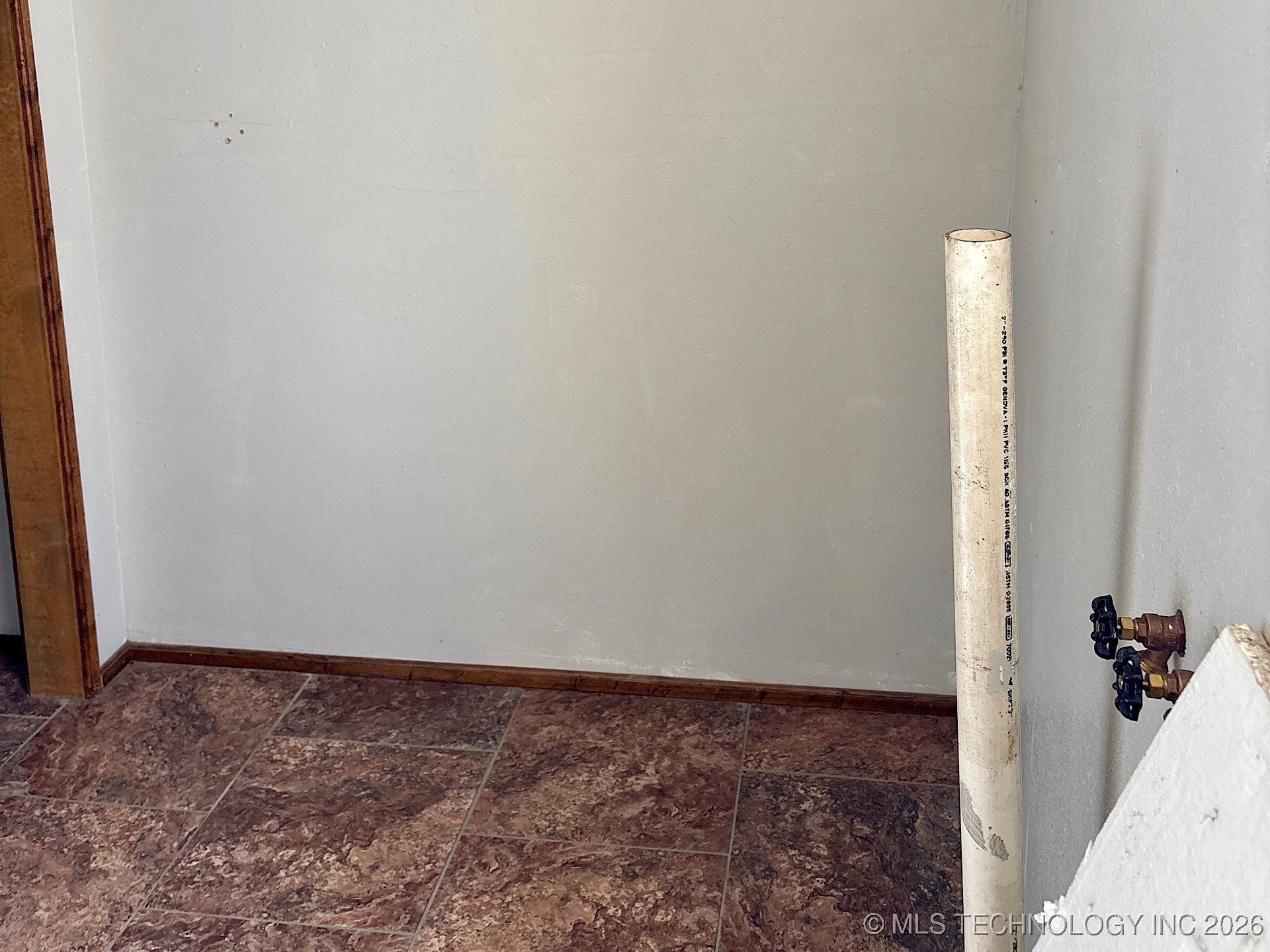 120 N Main Street Property Photo 41