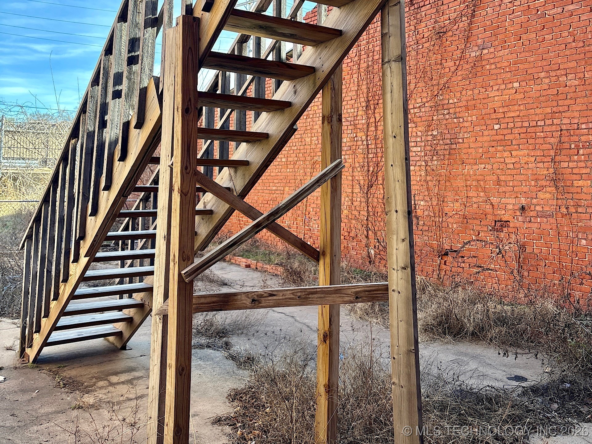 120 N Main Street Property Photo 53