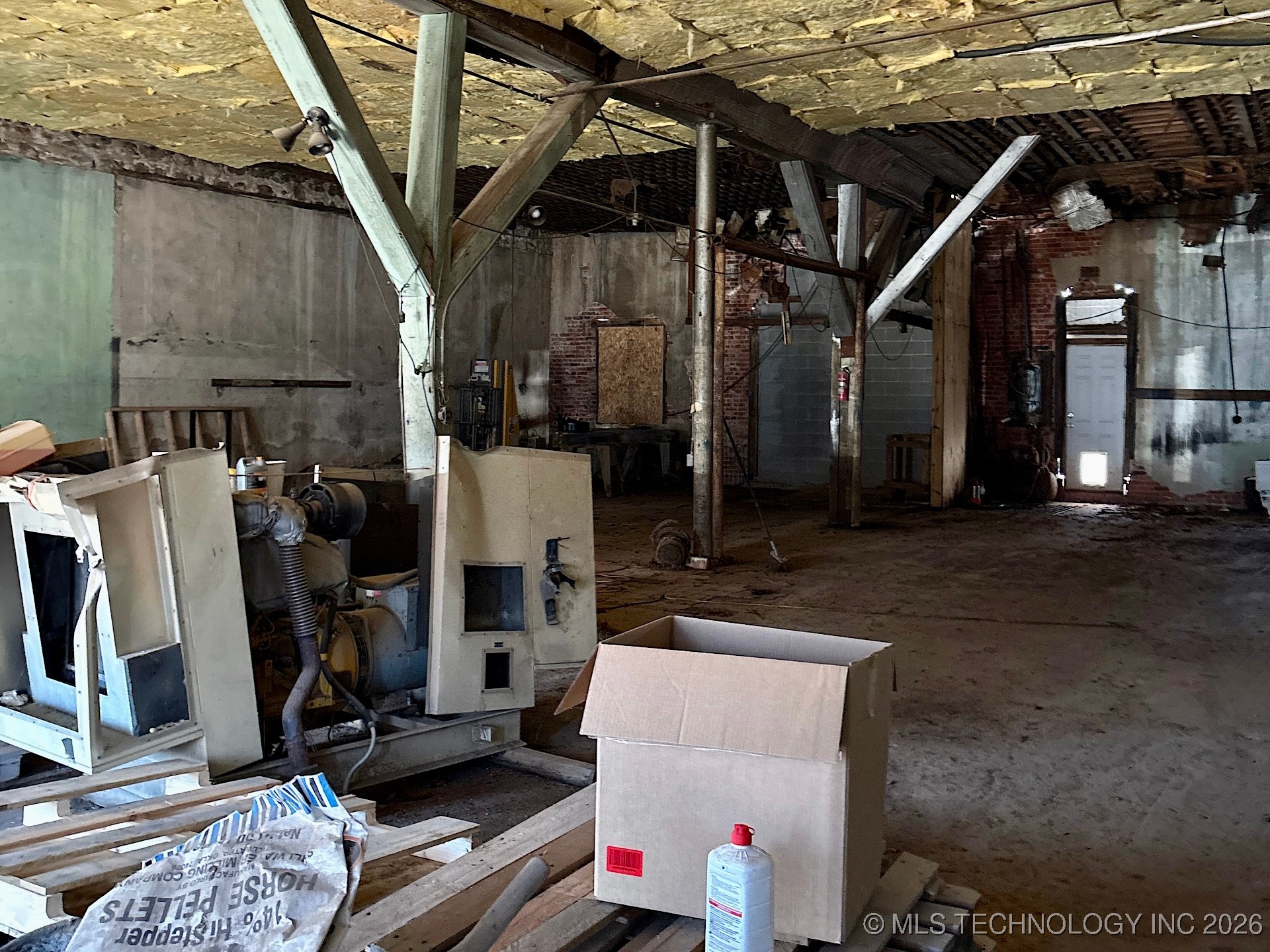 120 N Main Street Property Photo 56