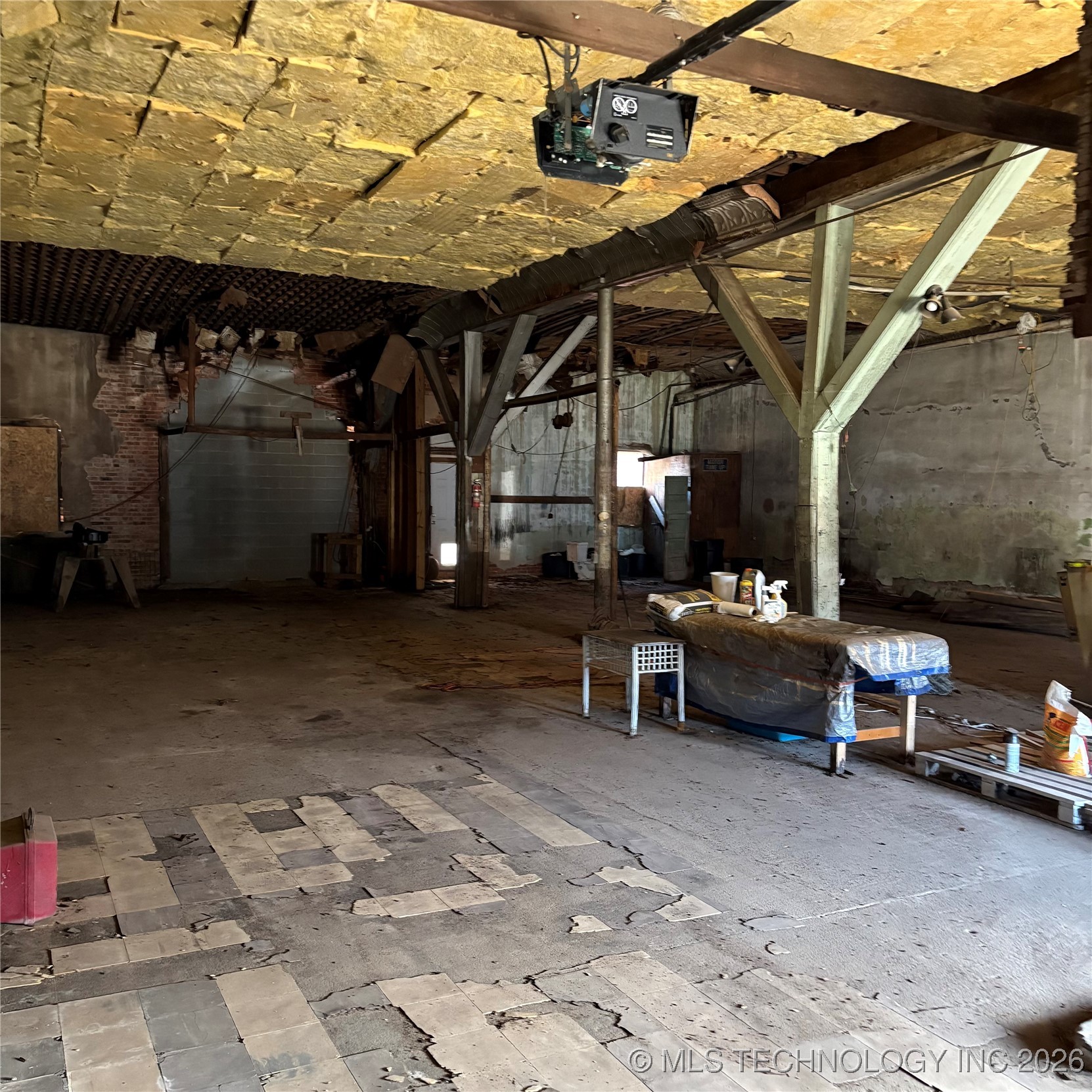 120 N Main Street Property Photo 60