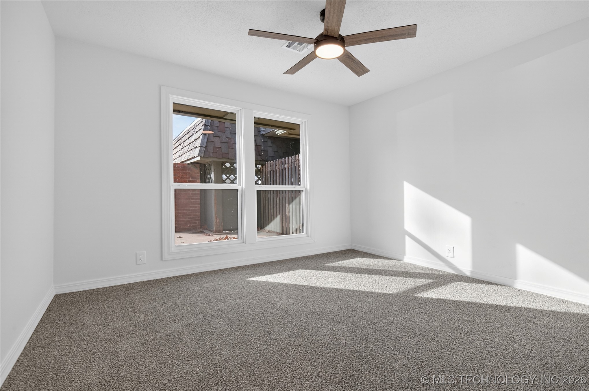 1 Se Shadowlake Drive 1 Property Photo 15