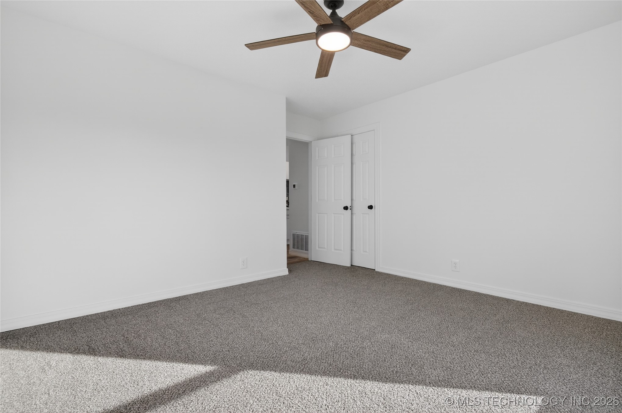 1 Se Shadowlake Drive 1 Property Photo 16