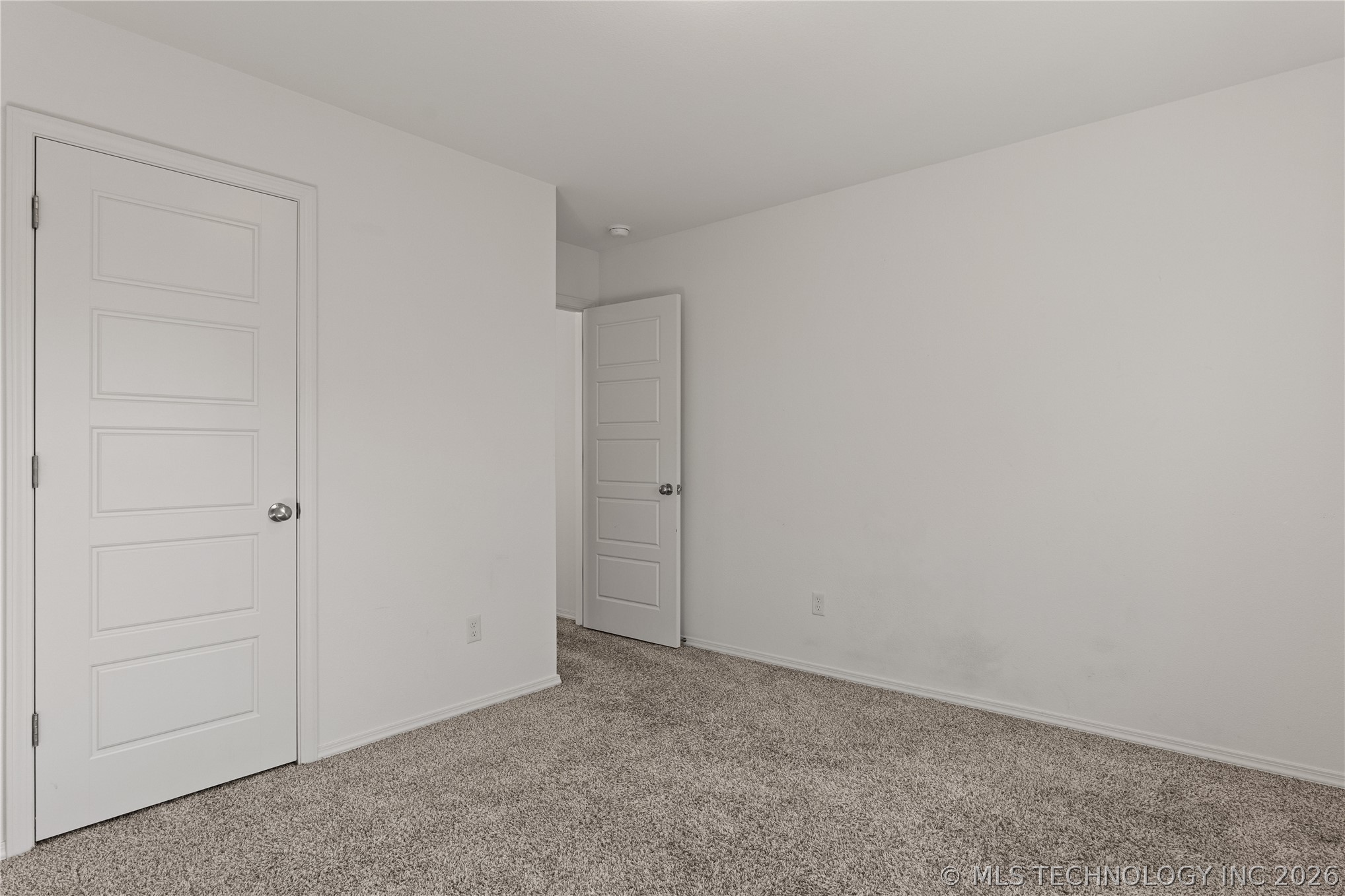 3610 S 12th Place Property Photo 31