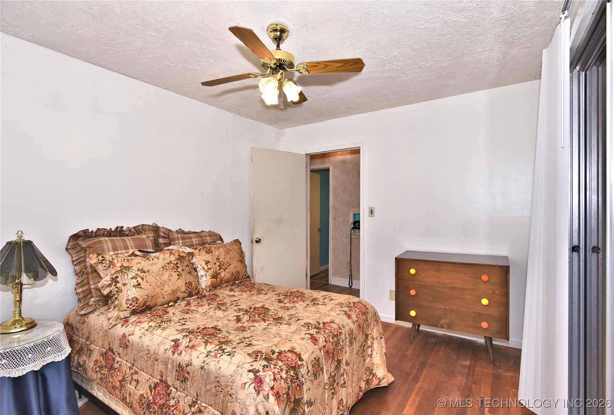 5424 E 7th Street Property Photo 13