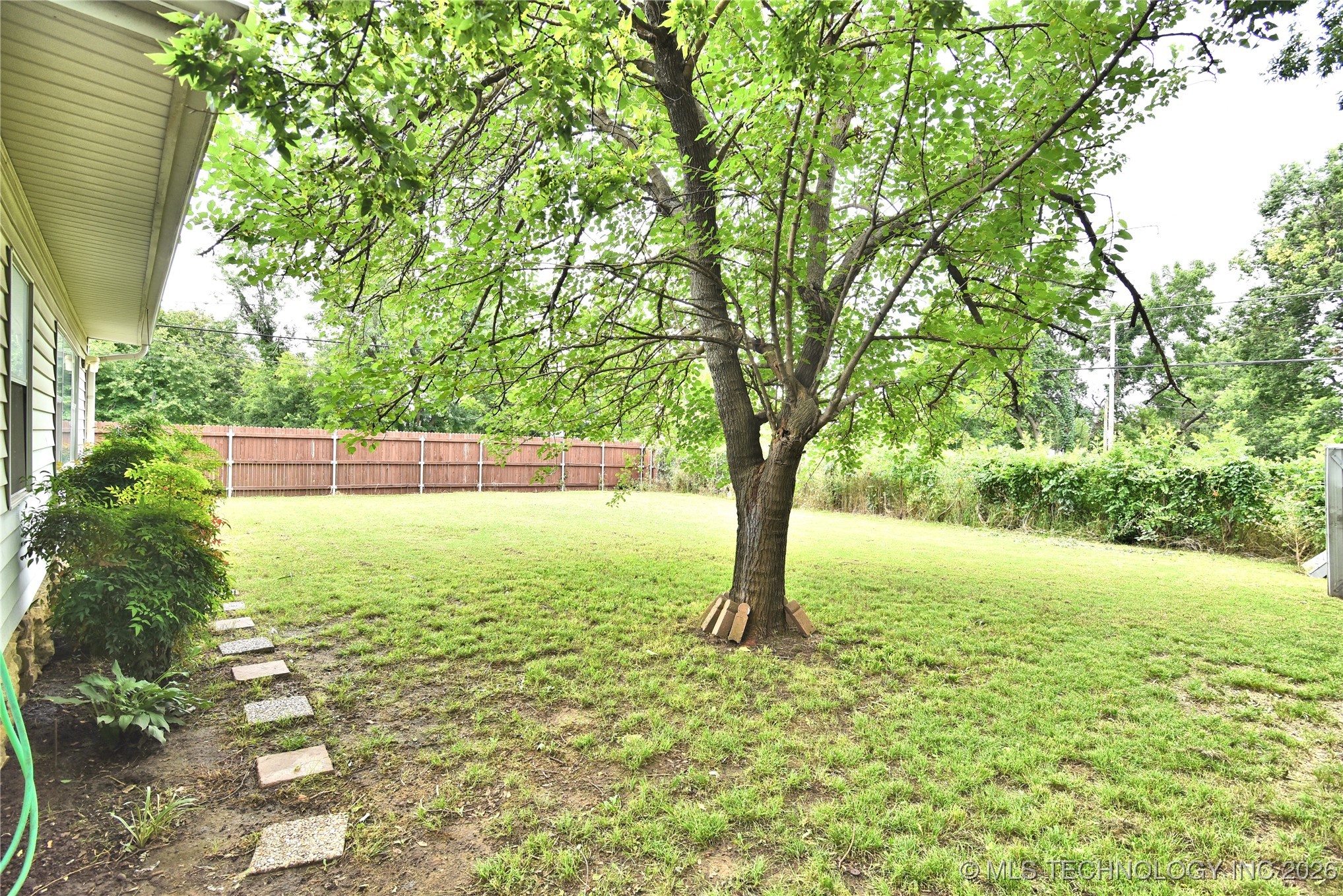 5424 E 7th Street Property Photo 24