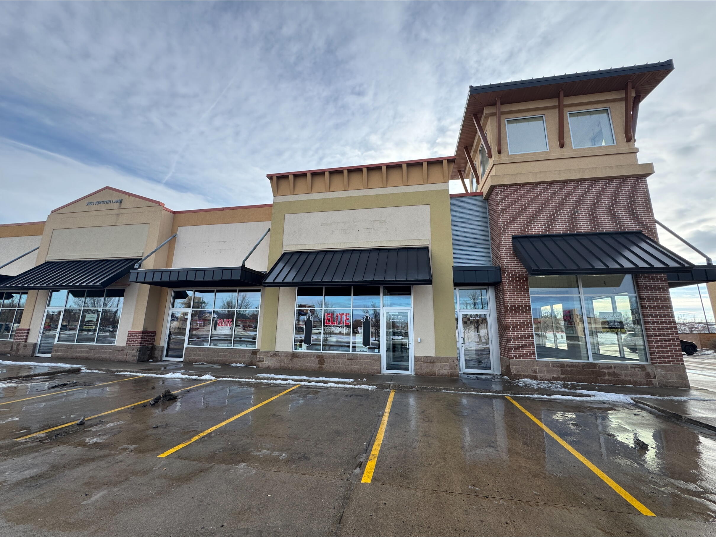 2553 Kirsten Lane S Property Photo 1