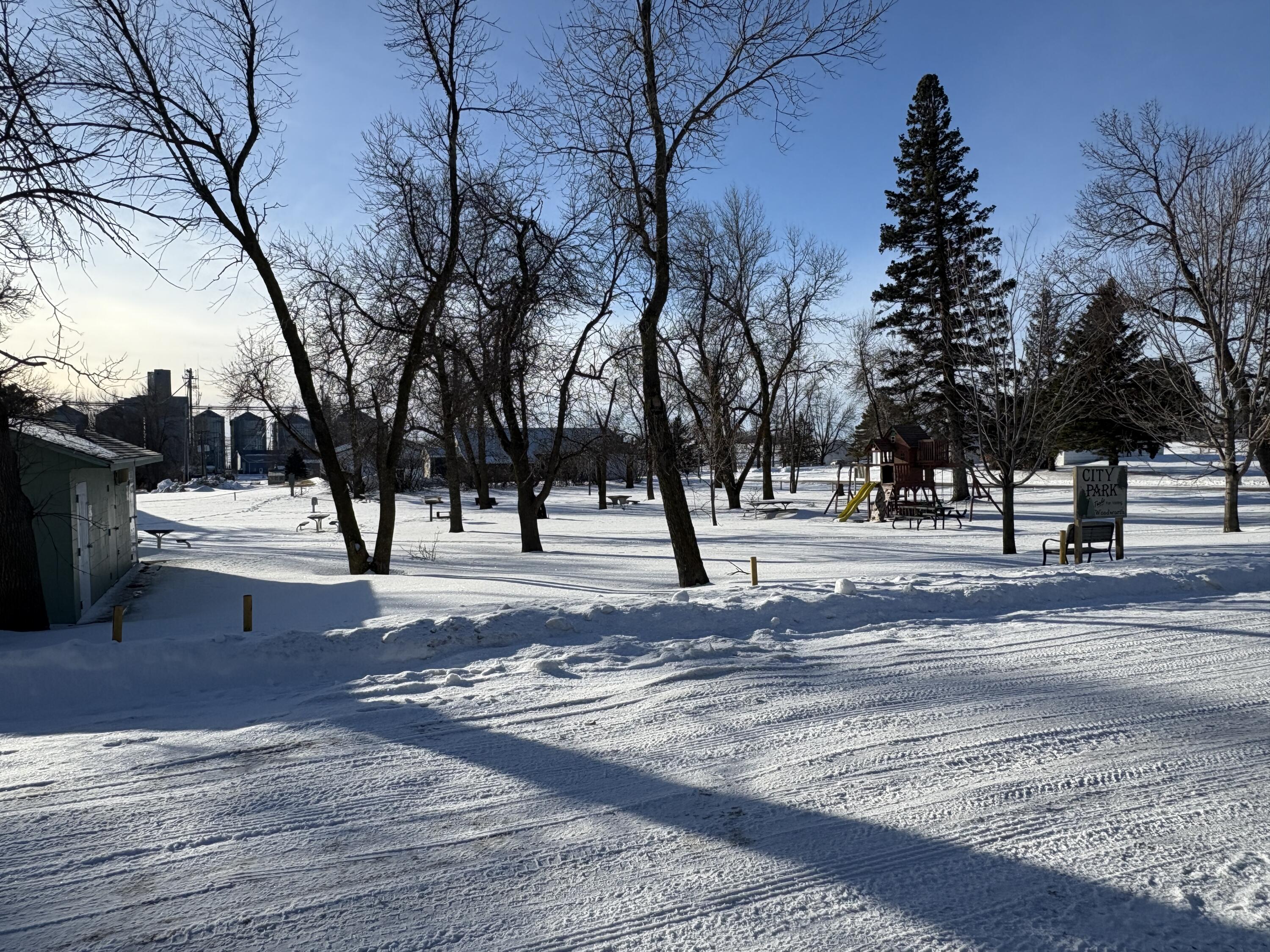 302 Main Street N Property Photo 18