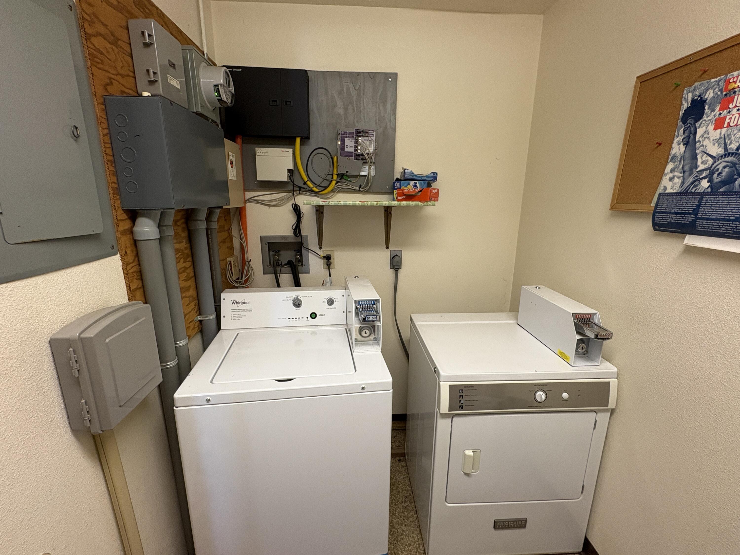 302 Main Street N Property Photo 23