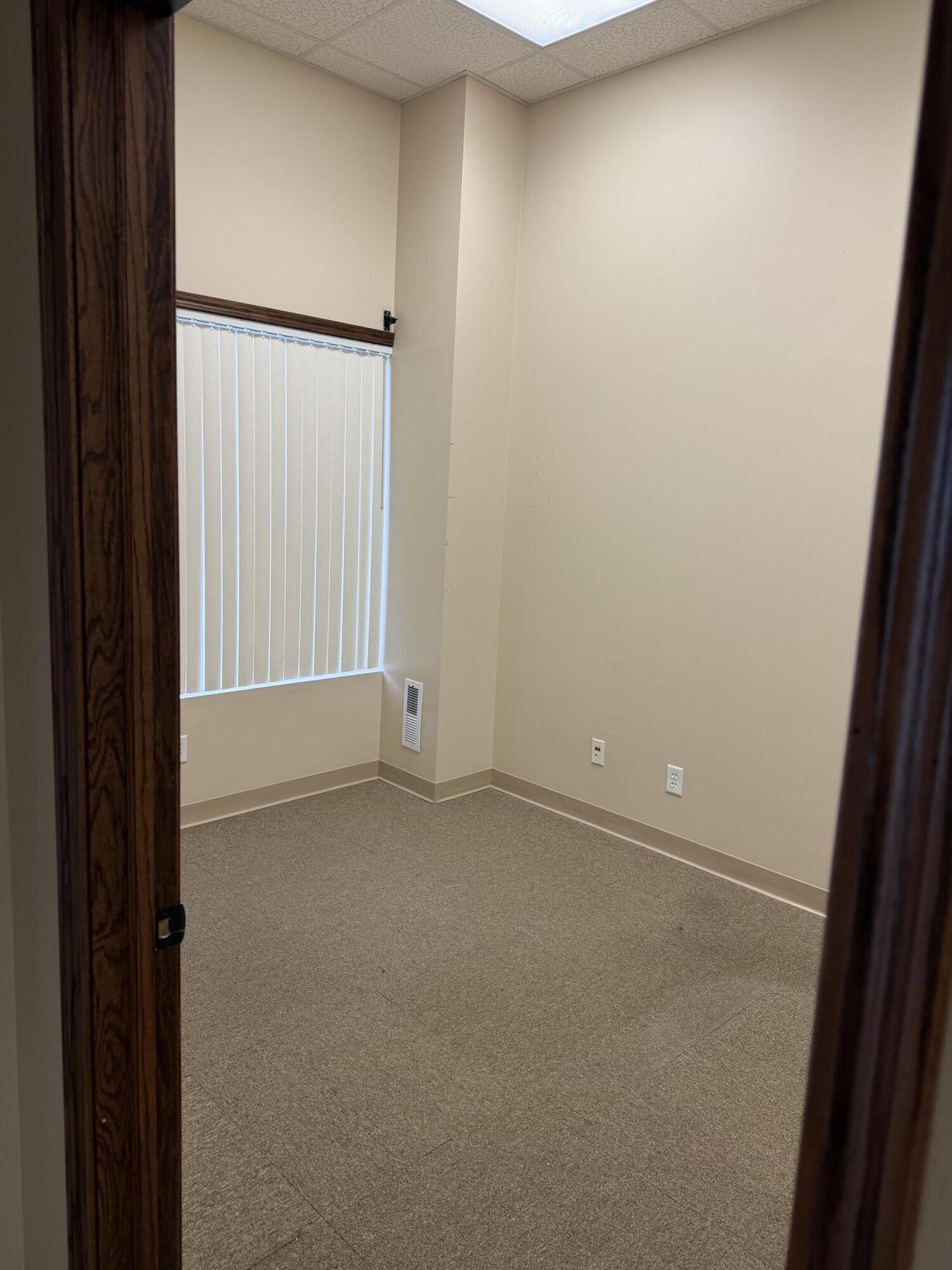 1613 3rd St W Property Photo 3