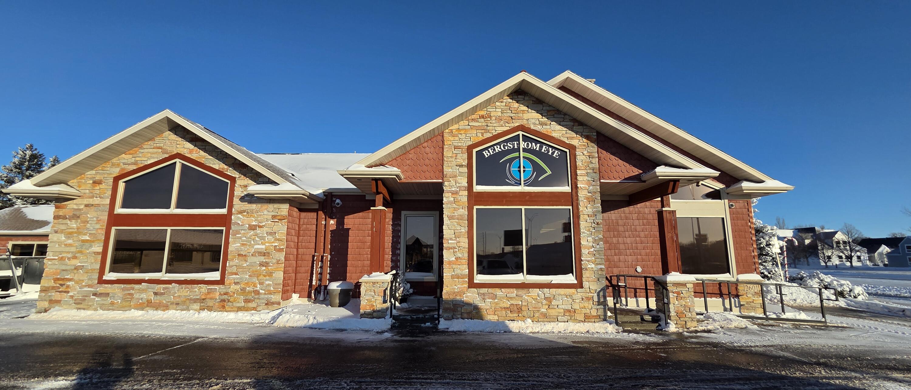 2601 S University Drive Property Photo 1