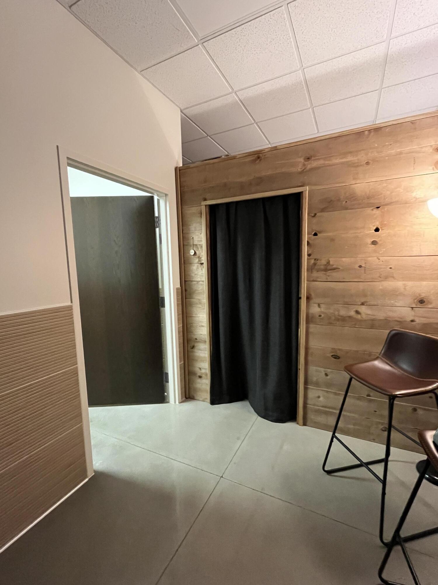 6172 51st Street S Property Photo 3