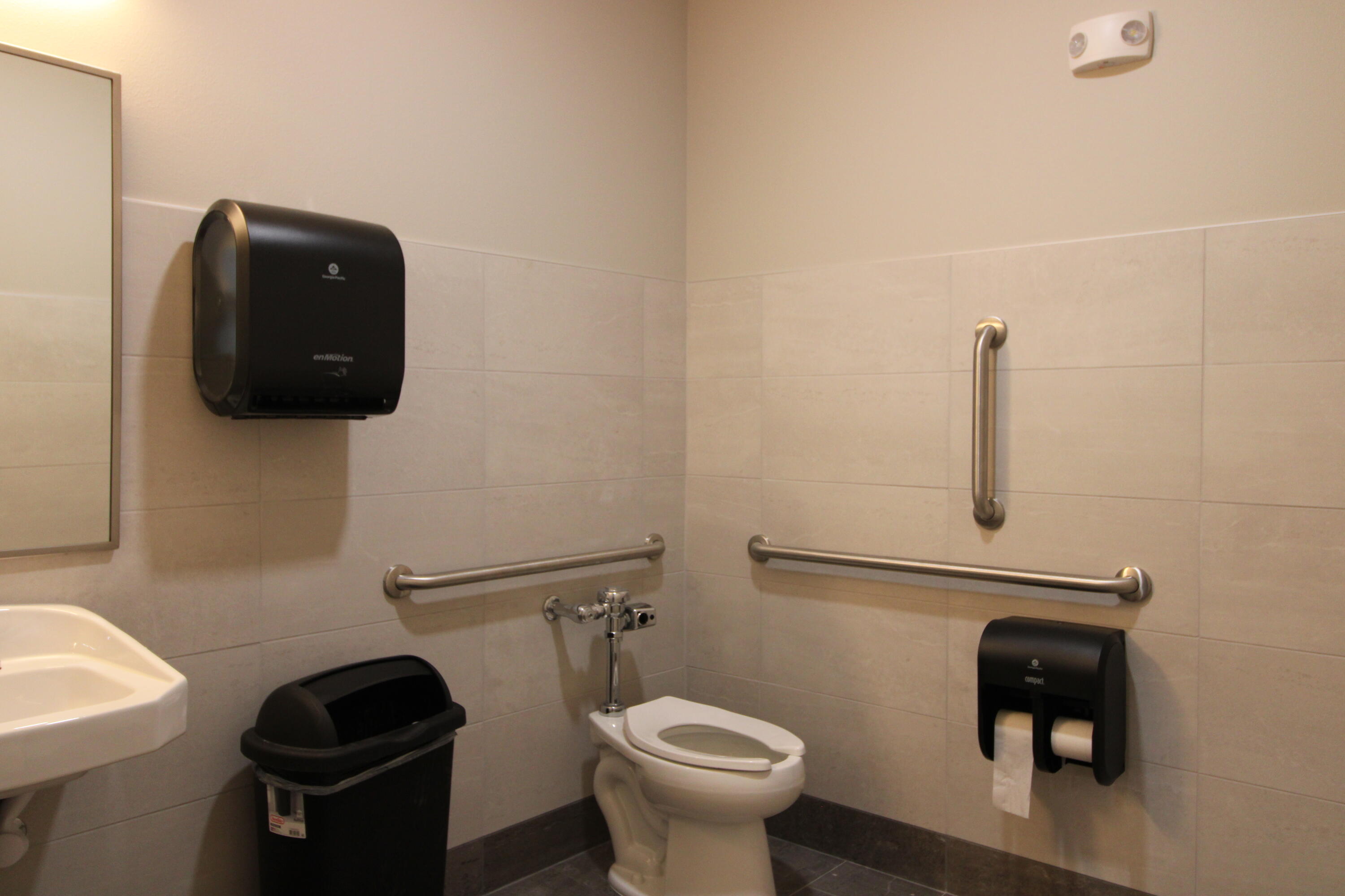 4711 45 Street S Property Photo 12