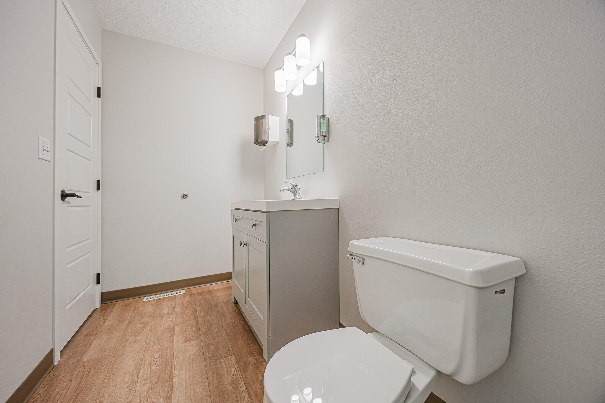 3120 15 Street S Property Photo 9