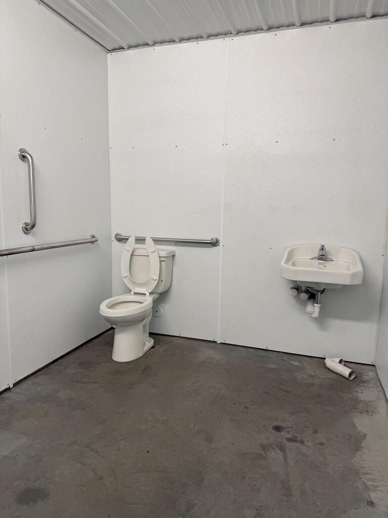 4764 25th Street N Property Photo 3