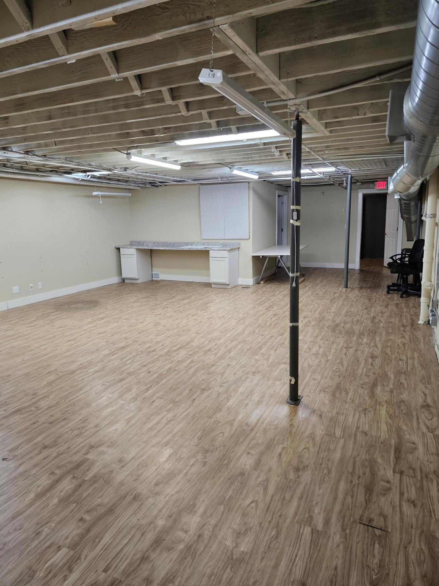 303 Broadway N Property Photo 11