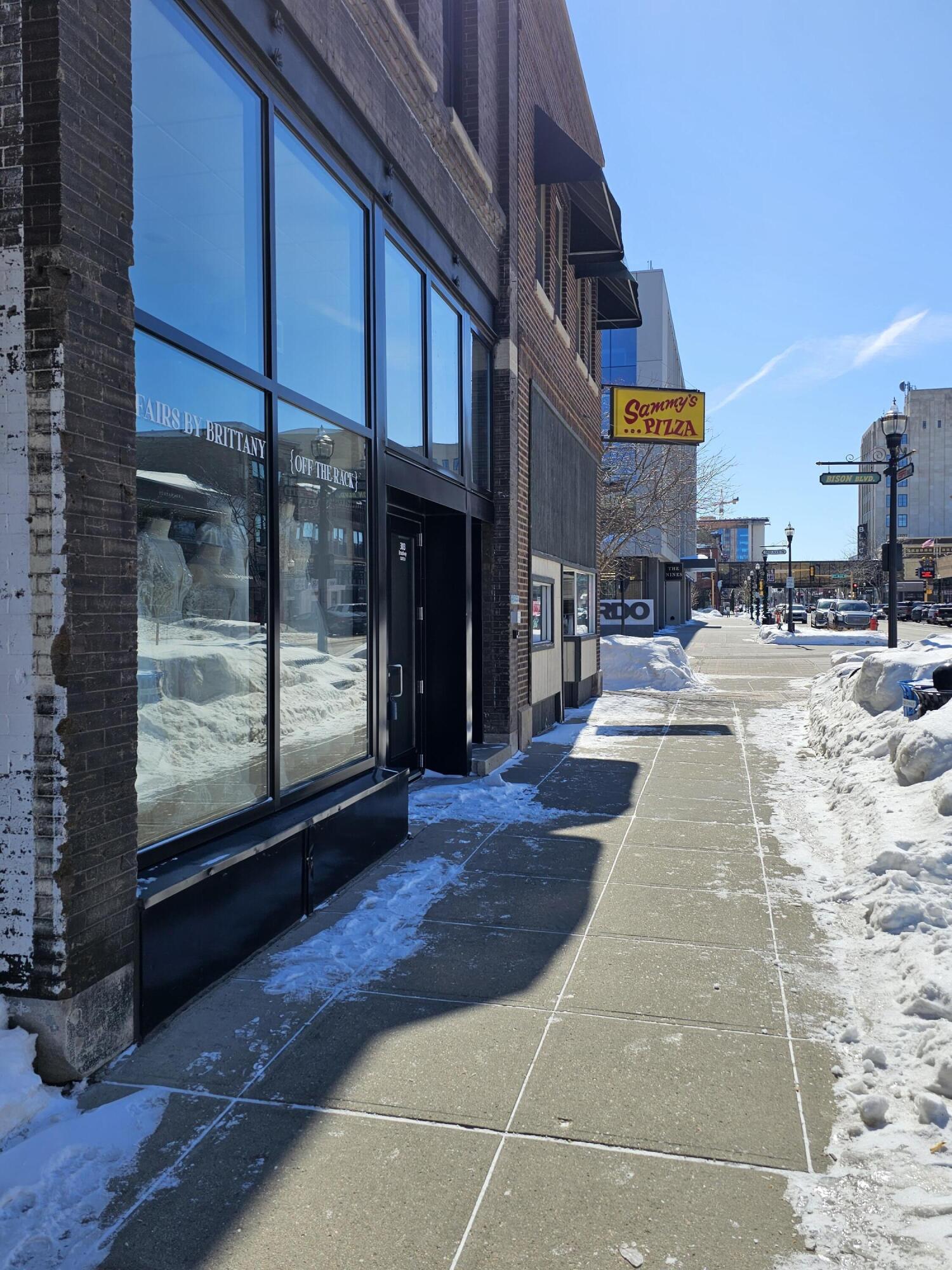 303 Broadway N Property Photo 17