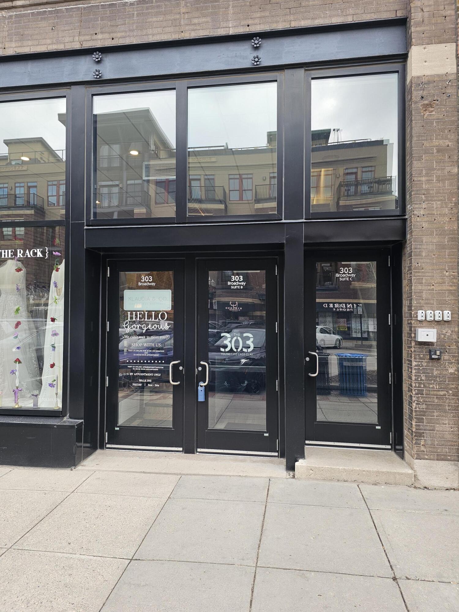 303 Broadway N Property Photo 19