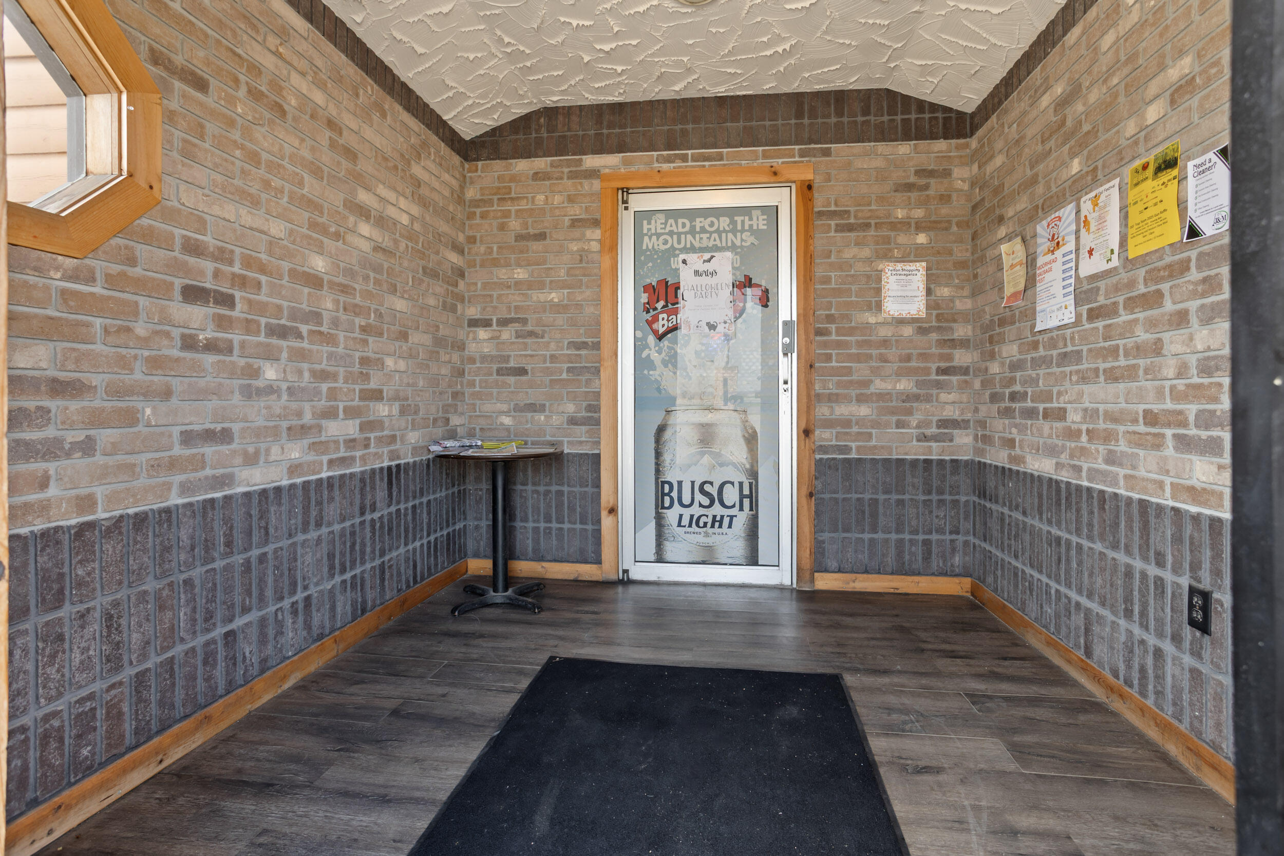 205 1st Street Sw Property Photo 8