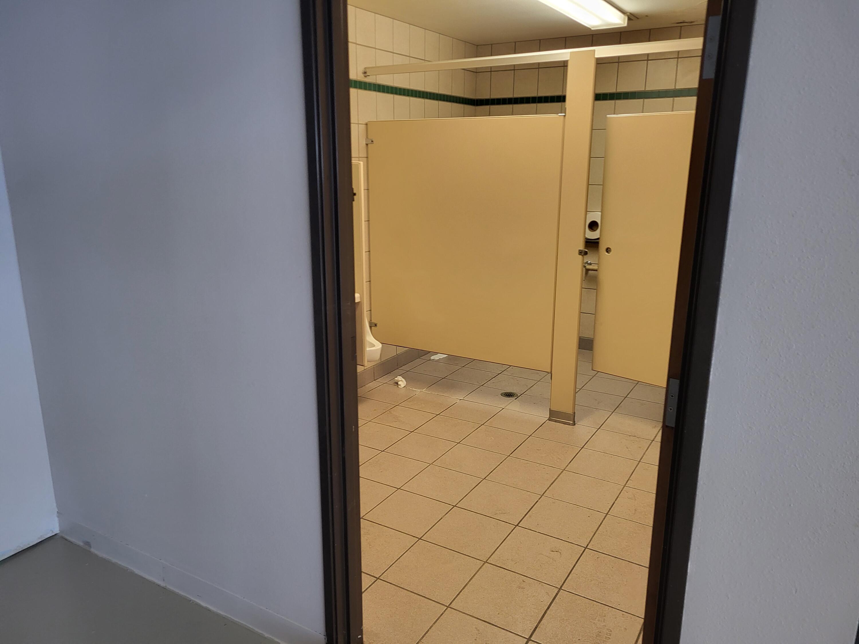 460 7th Avenue Ne Property Photo 3