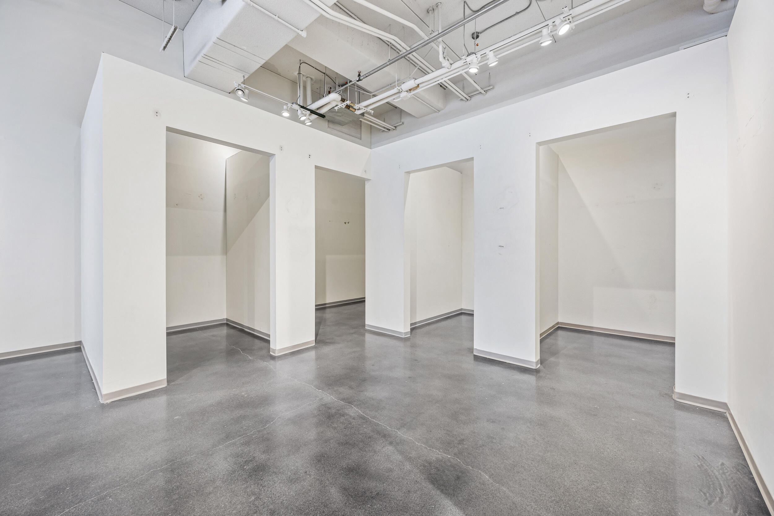 300 Broadway N Property Photo 4