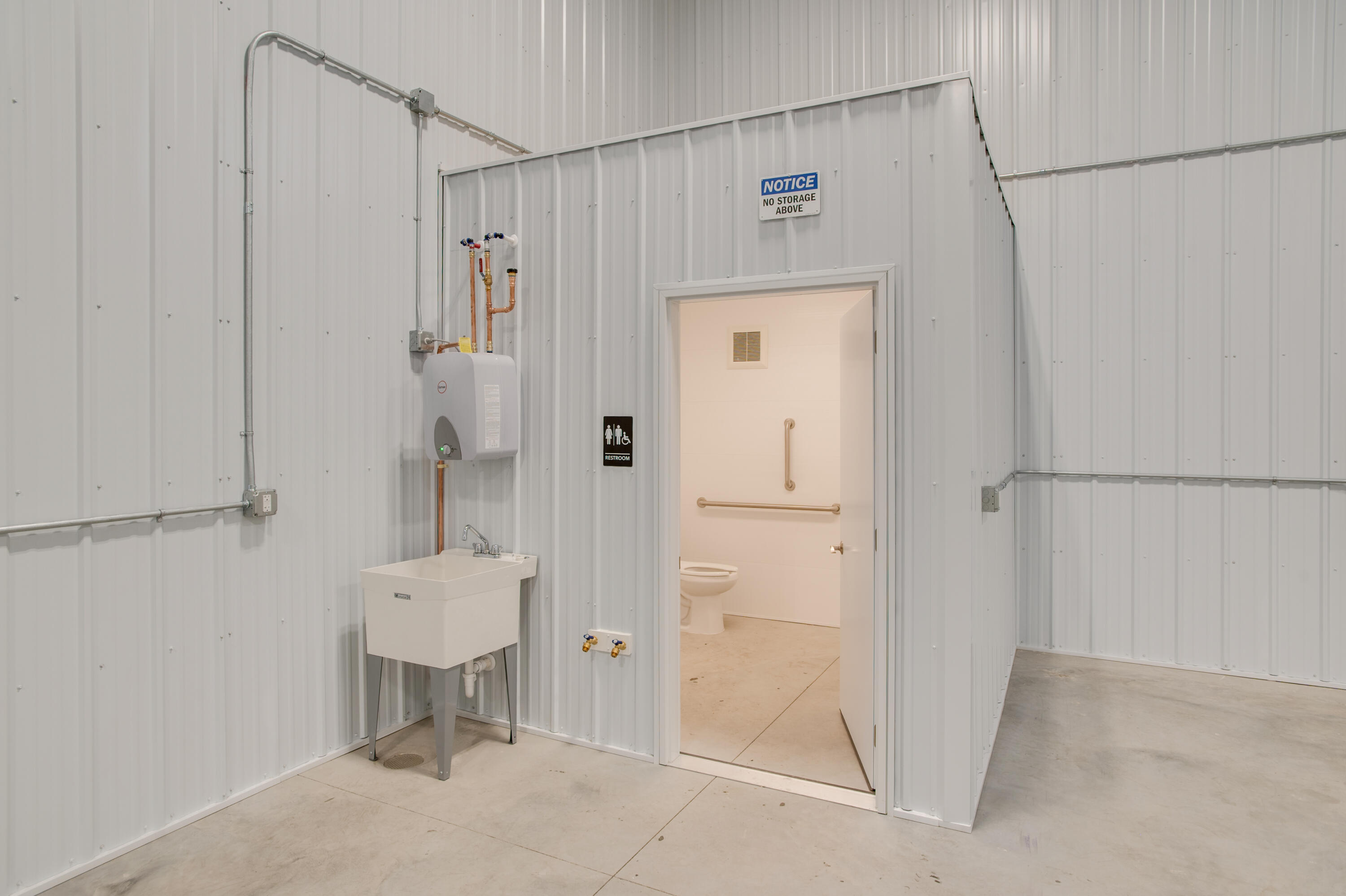 5598 13th Avenue N Property Photo 6