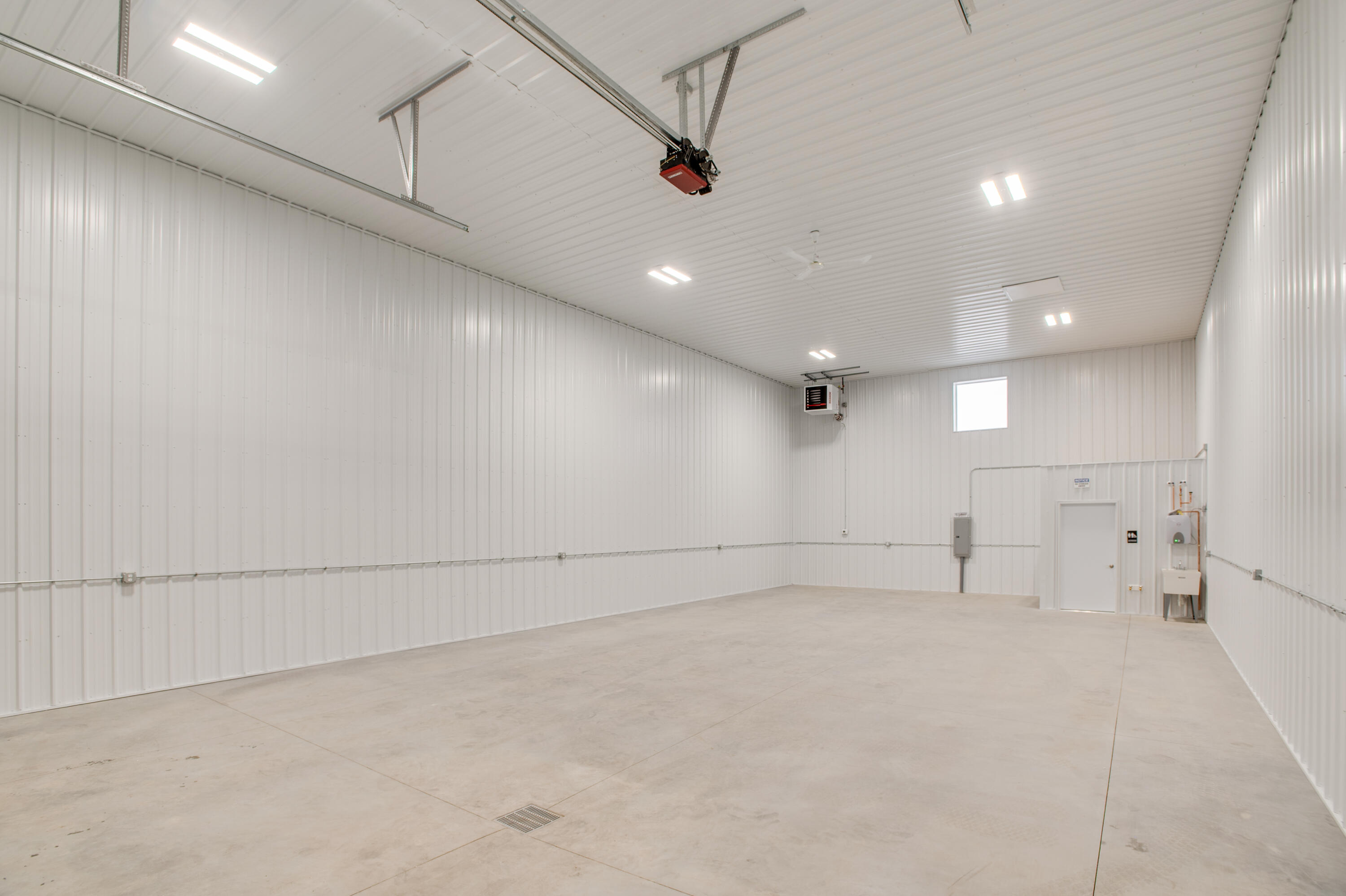 5598 13th Avenue N Property Photo 3