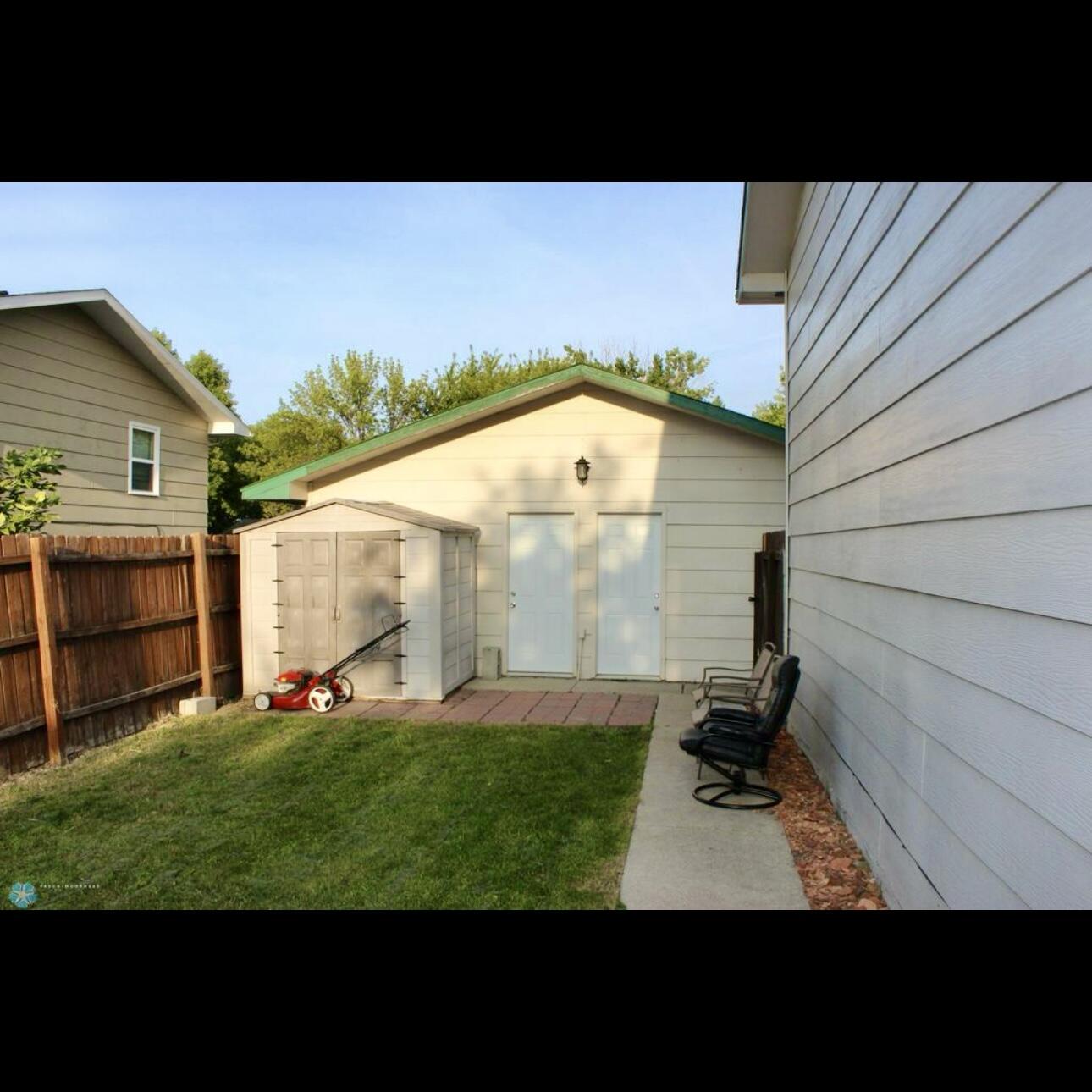 3025/3027 18th Street S Property Photo 5