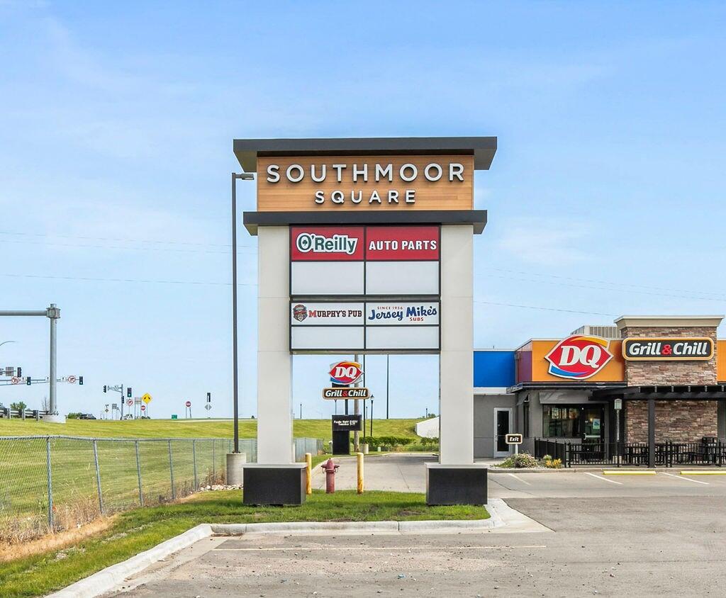 800 30 Avenue S Property Photo 2