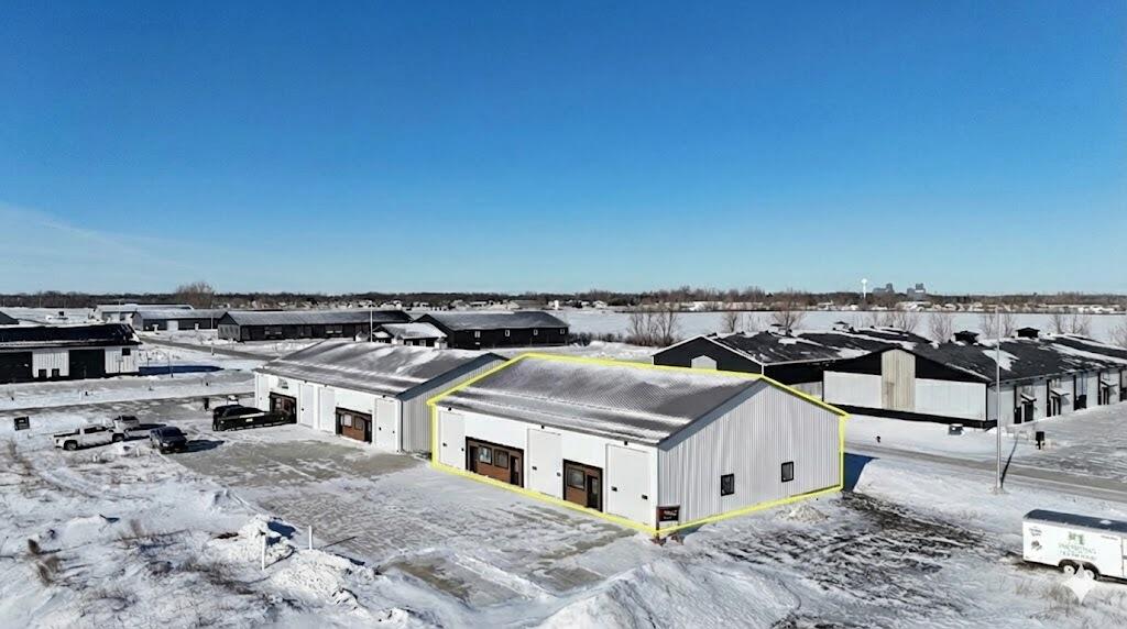 1004 5th Street E Property Photo 1