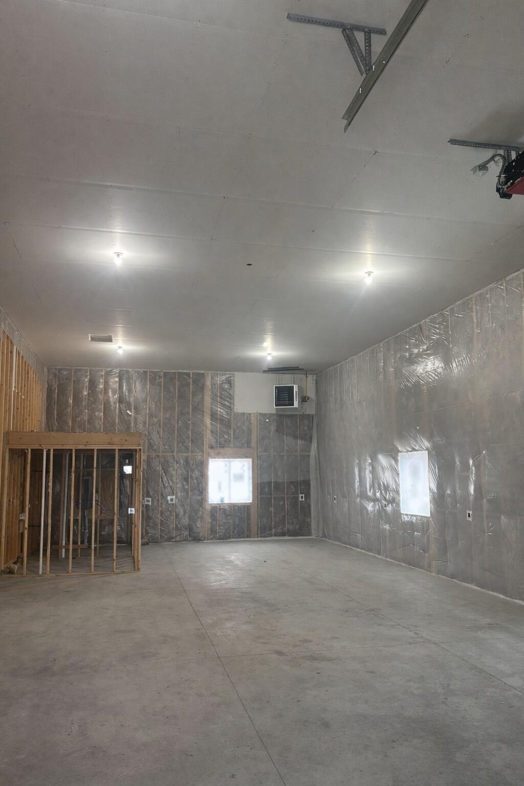 1004 5th Street E Property Photo 5