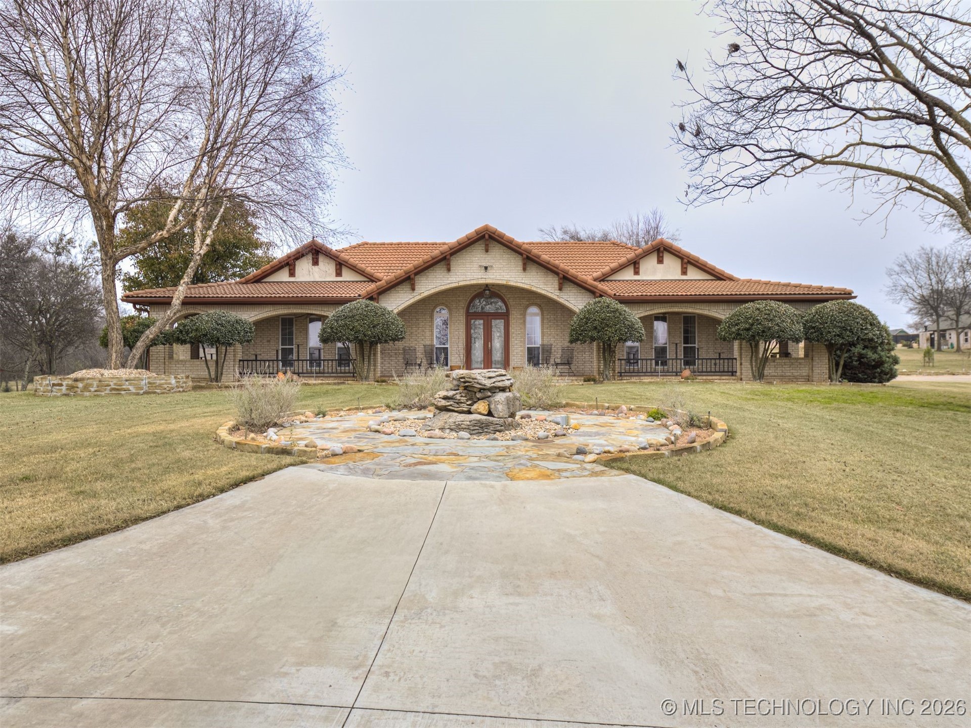 32825 E 740 Road Property Photo 1