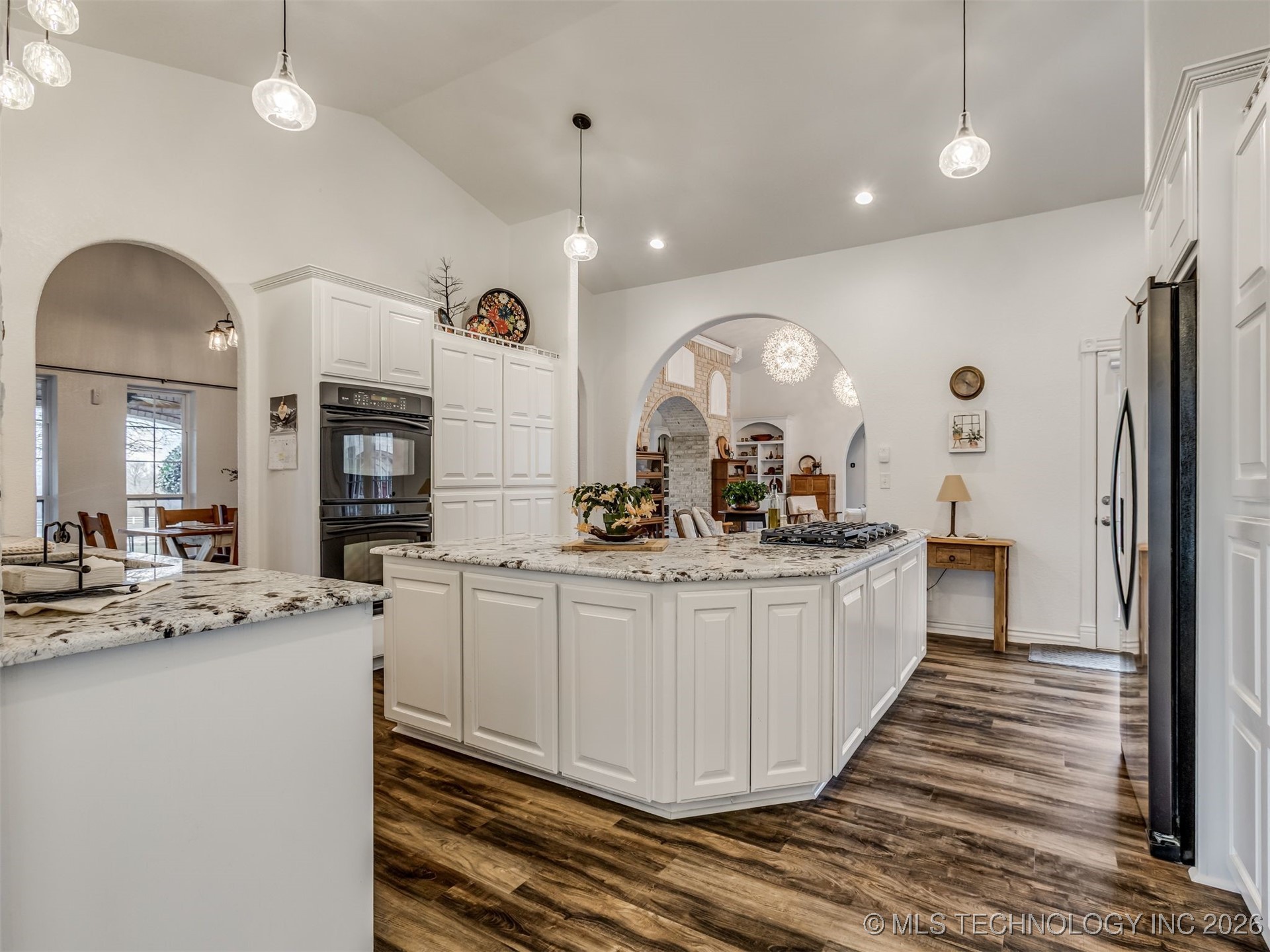 32825 E 740 Road Property Photo 12