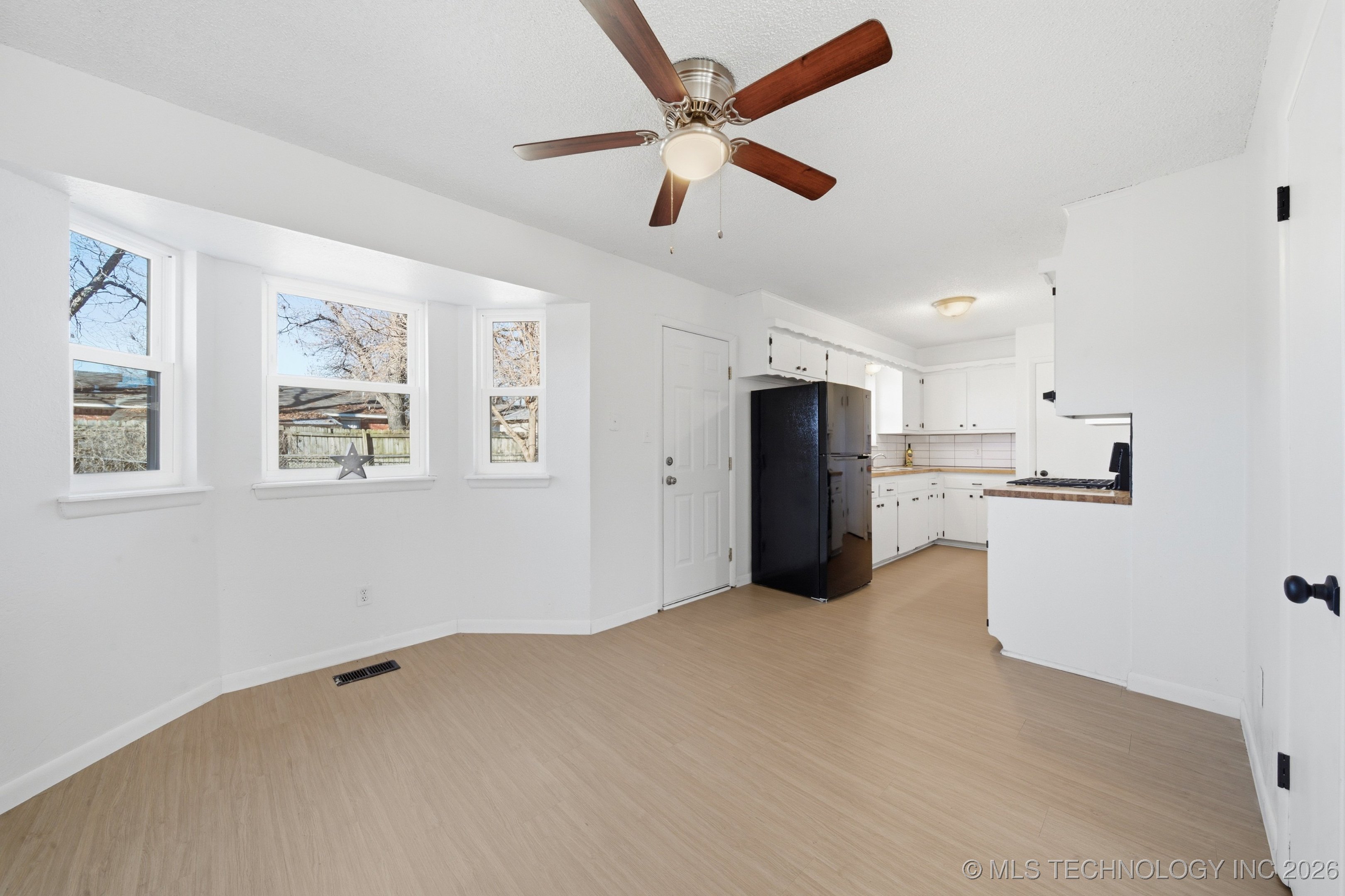 1010 N 3rd Street Property Photo 6