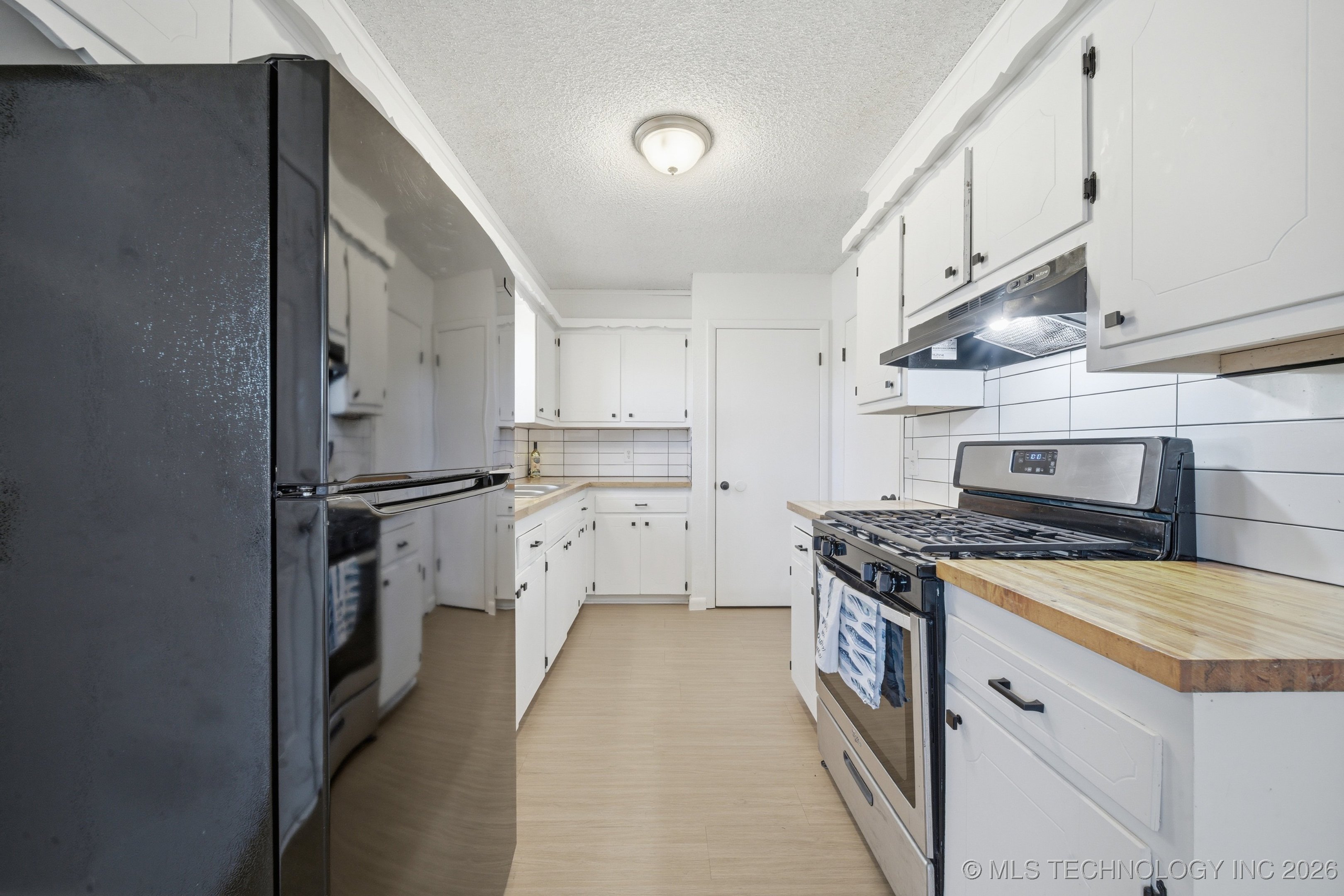 1010 N 3rd Street Property Photo 7