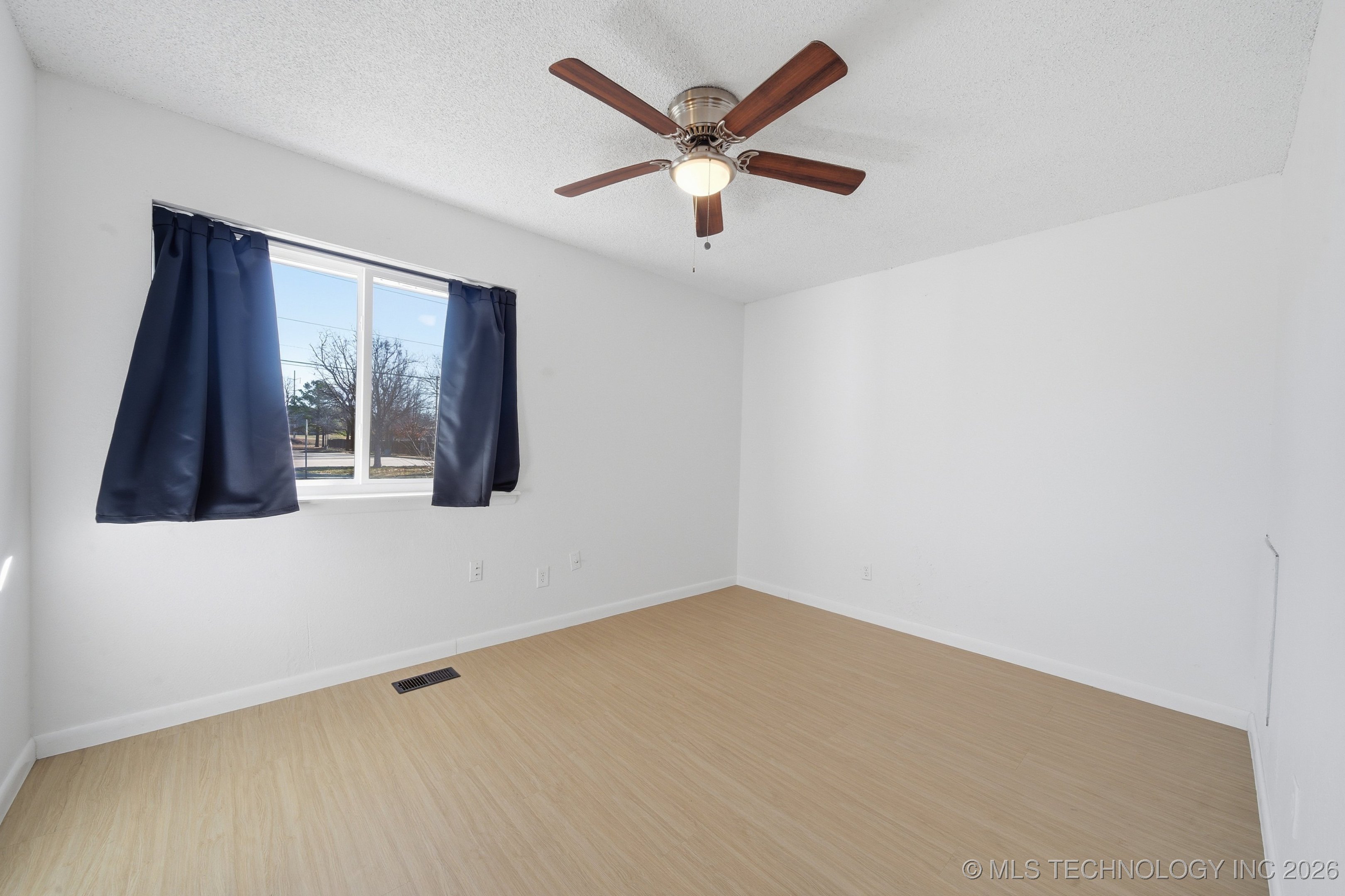 1010 N 3rd Street Property Photo 11