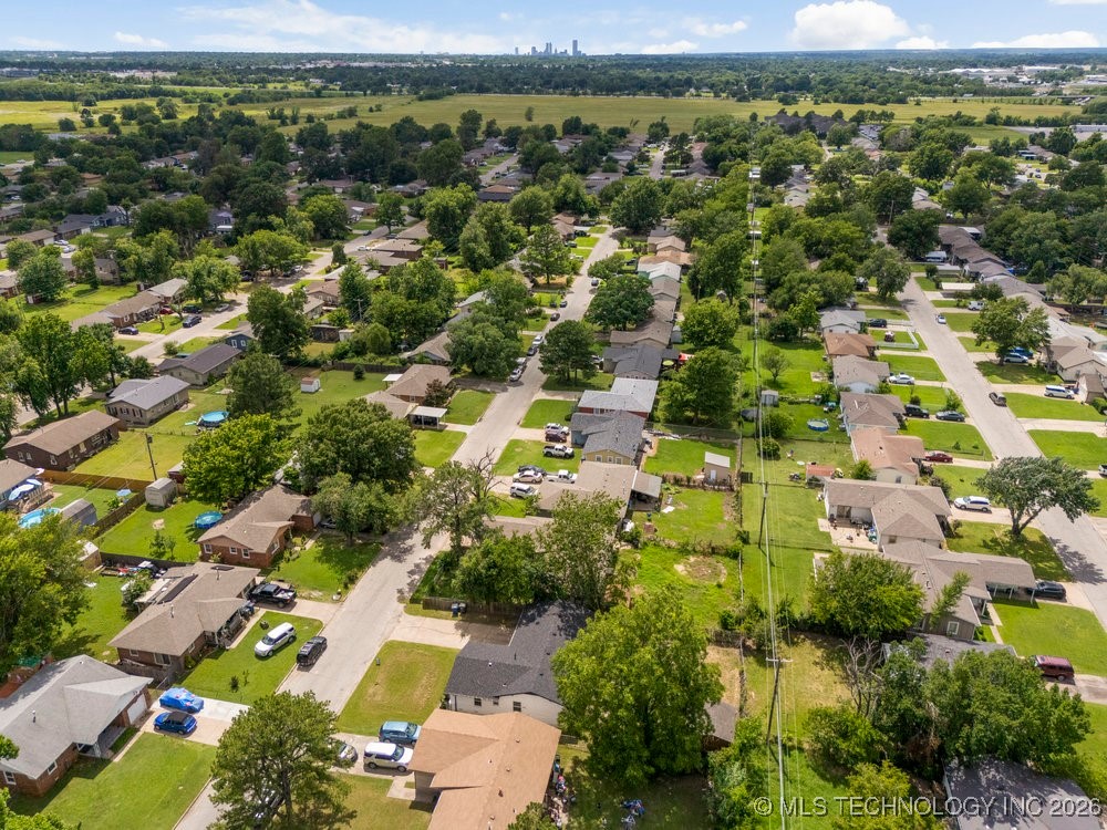 9169 E Marshall Place Property Photo 14