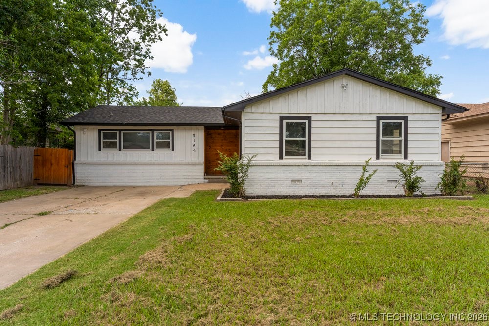 9169 E Marshall Place Property Photo 17