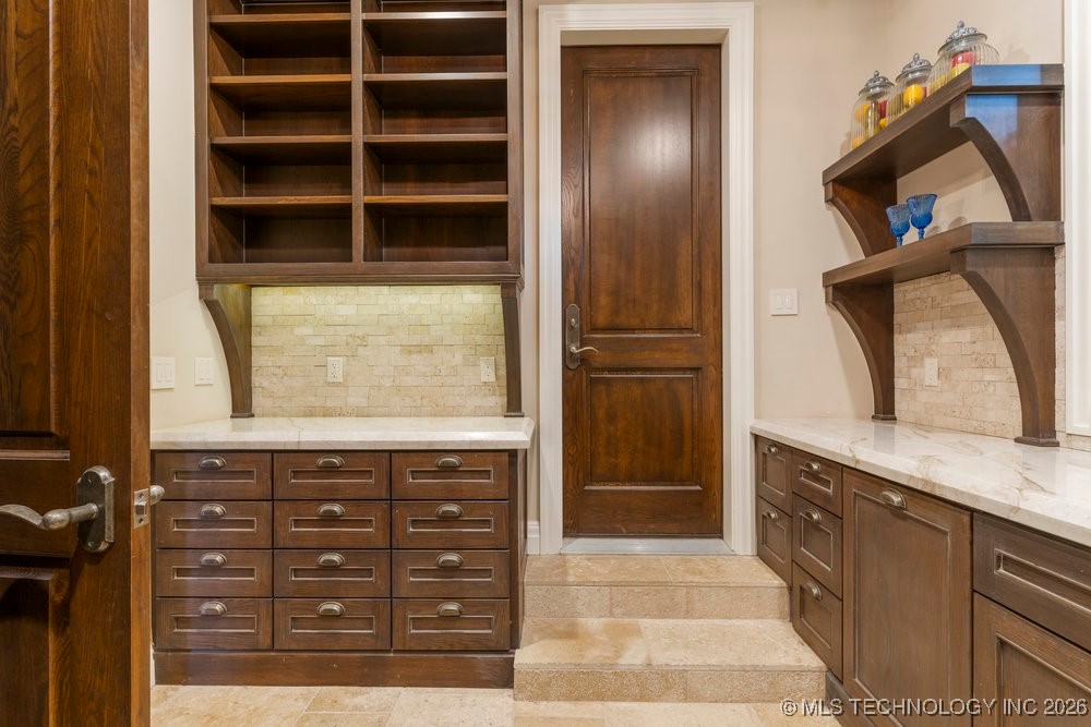 19433 E Clear Brook Road Property Photo 26