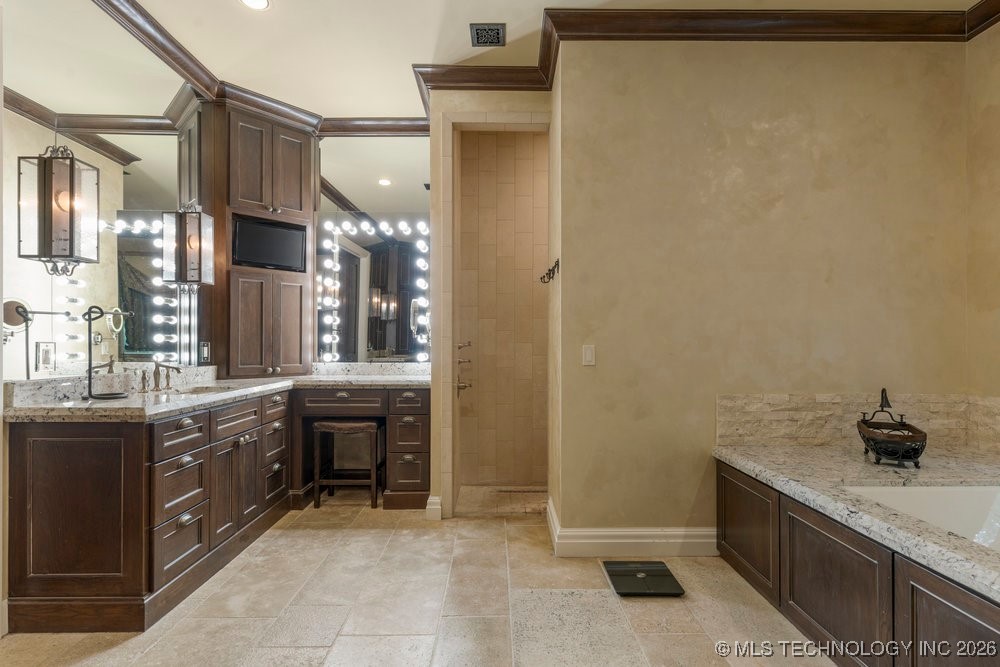 19433 E Clear Brook Road Property Photo 39