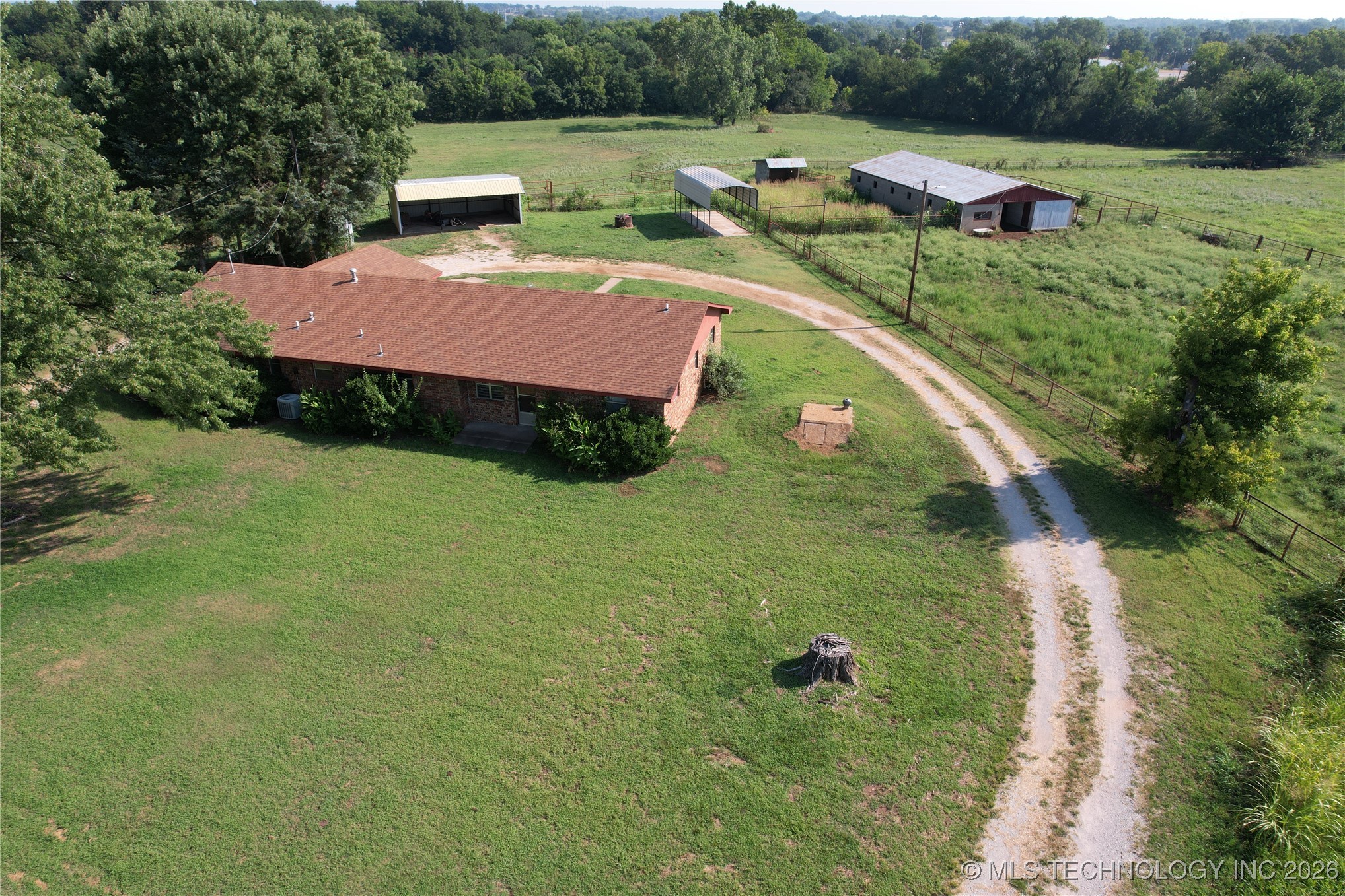 200 2nd Street Property Photo 1