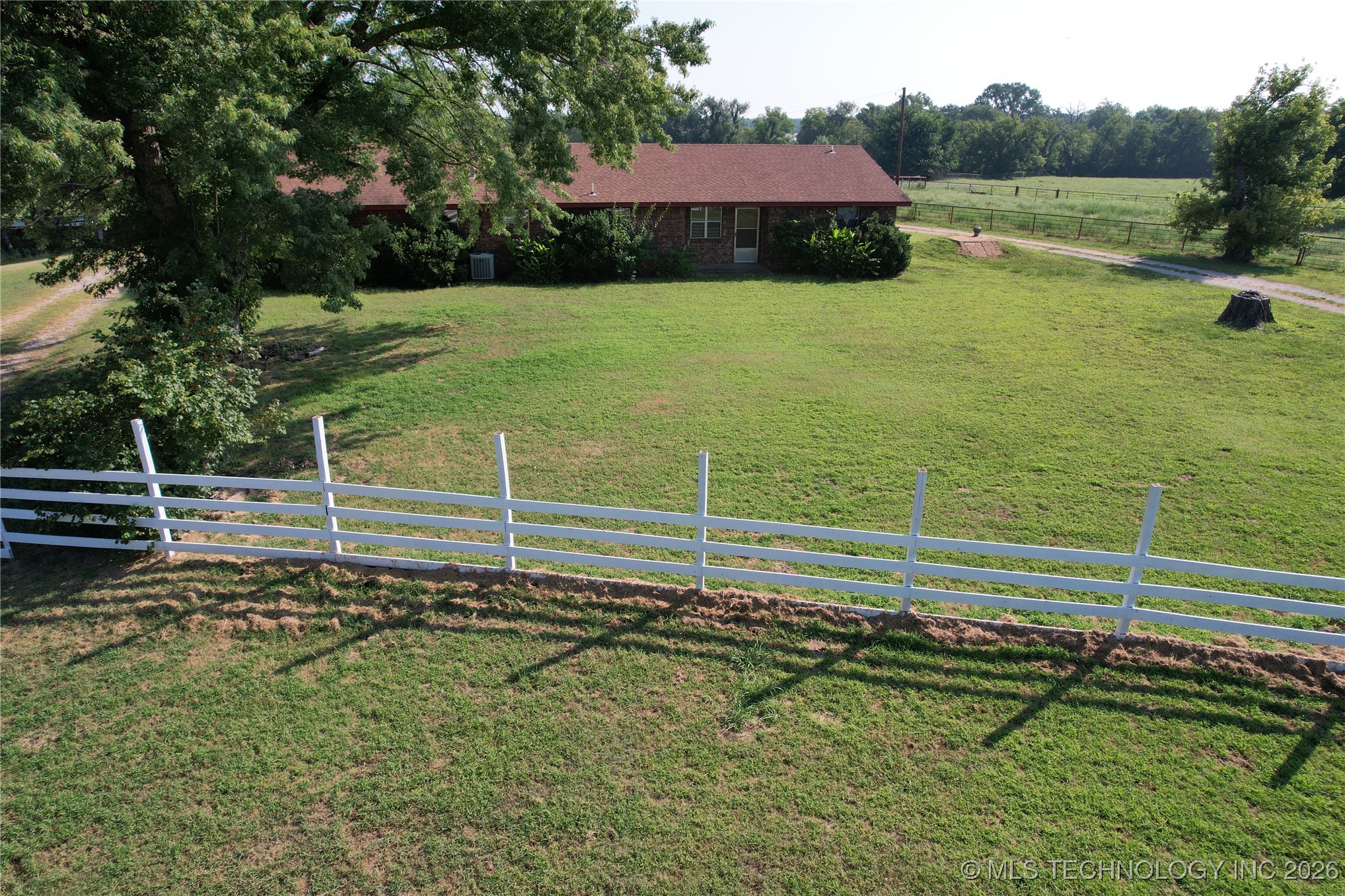 200 2nd Street Property Photo 5