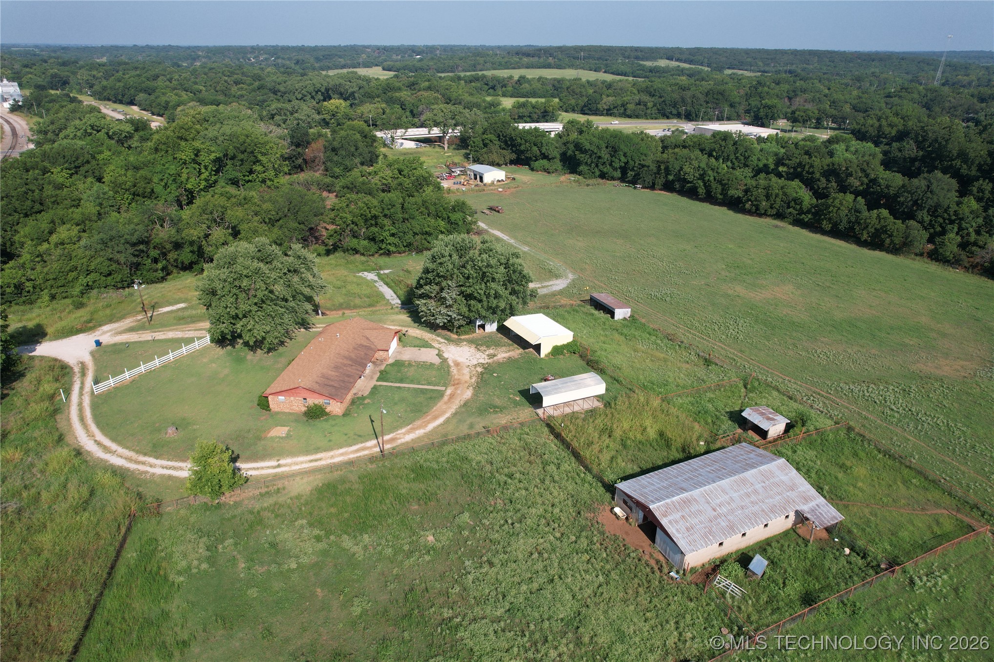 200 2nd Street Property Photo 6