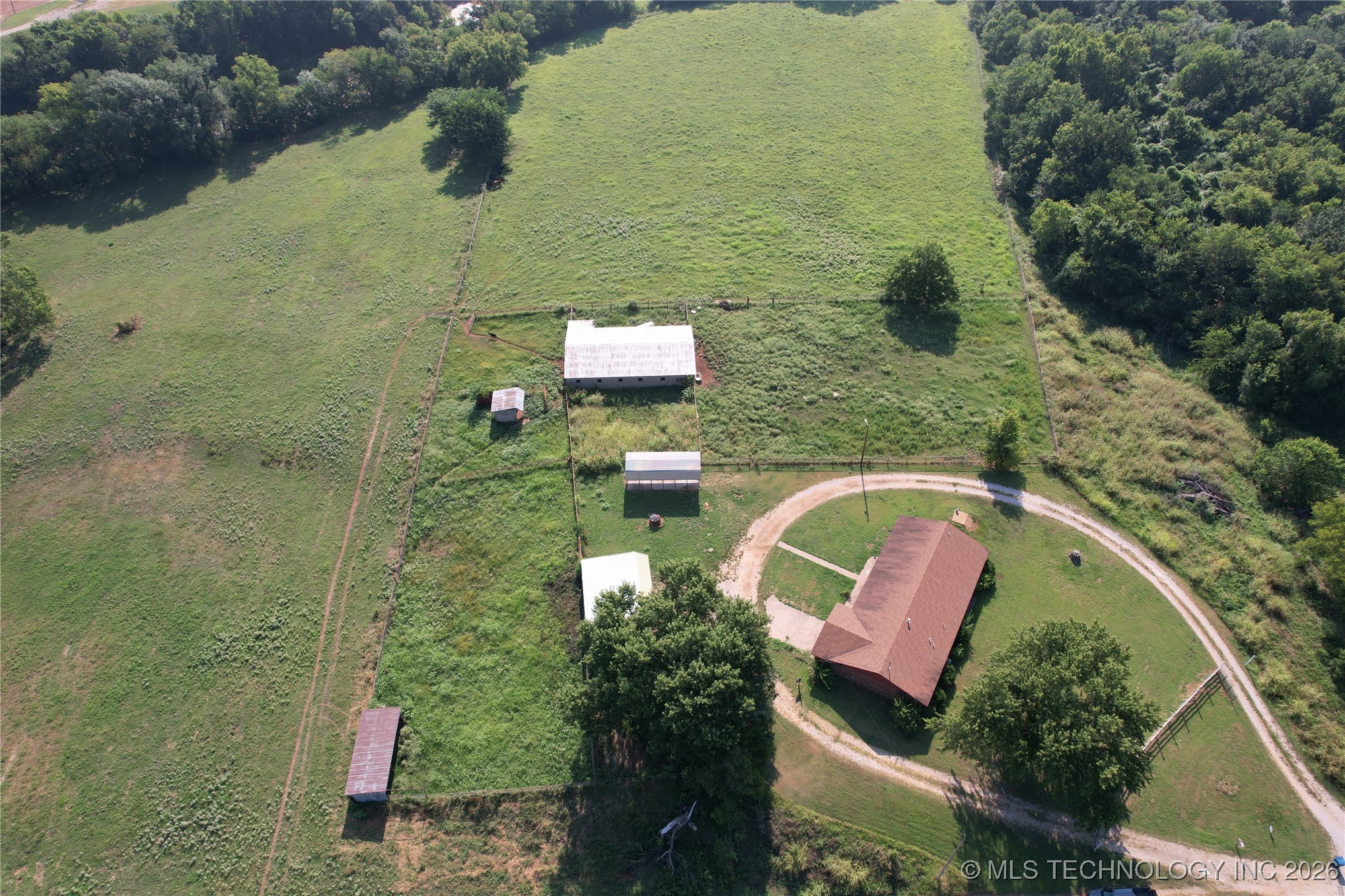 200 2nd Street Property Photo 43