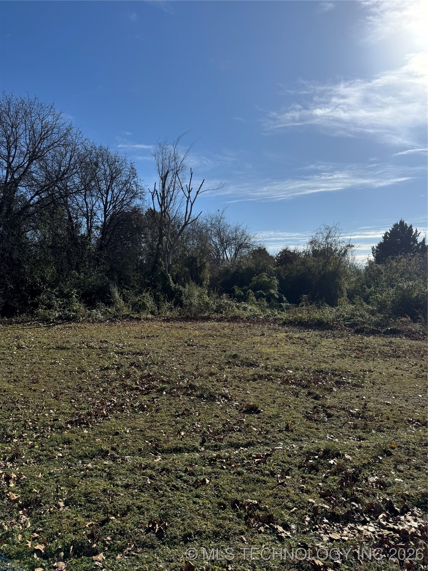 908 W Osage Property Photo 4