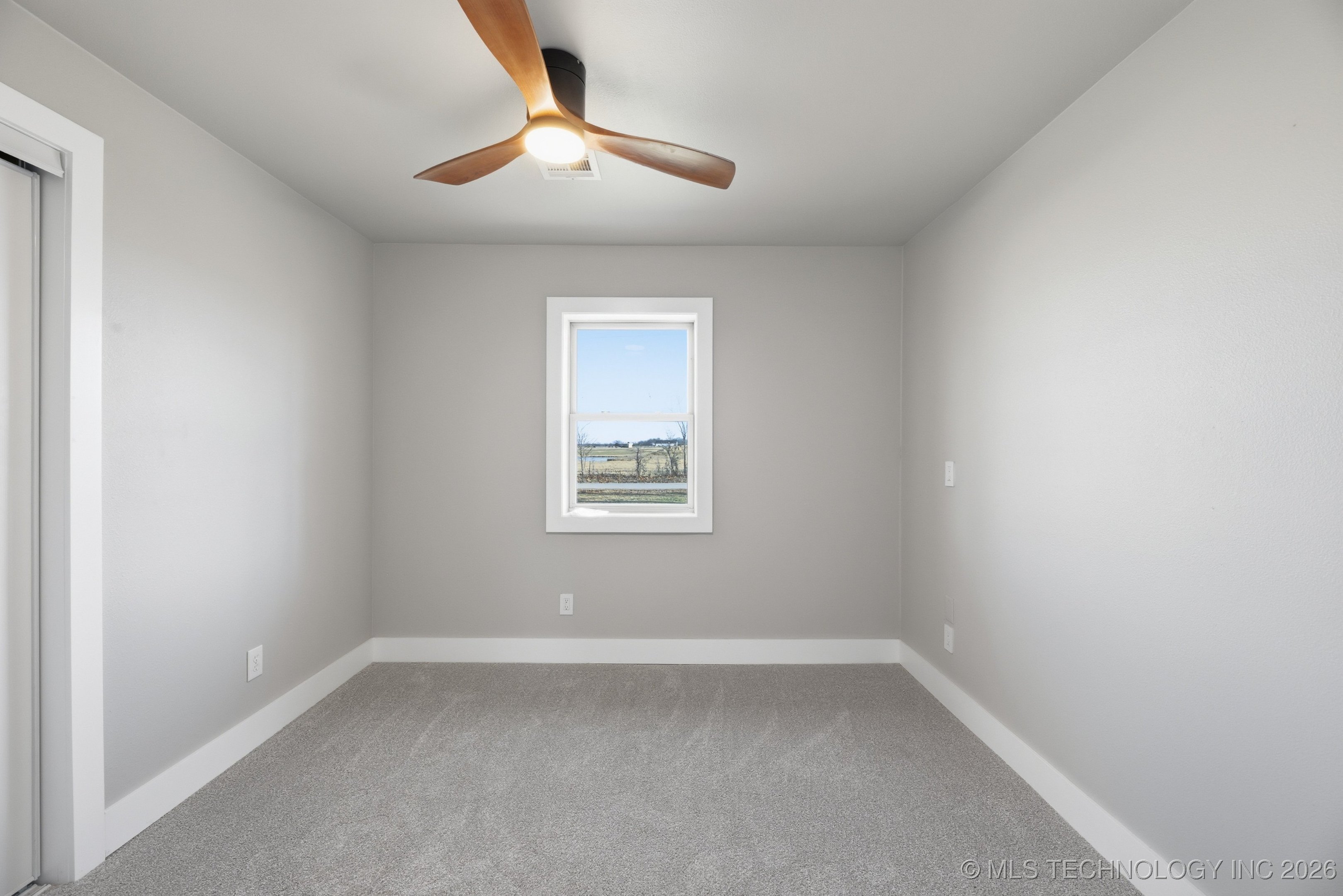 725 N 260 Road Property Photo 20