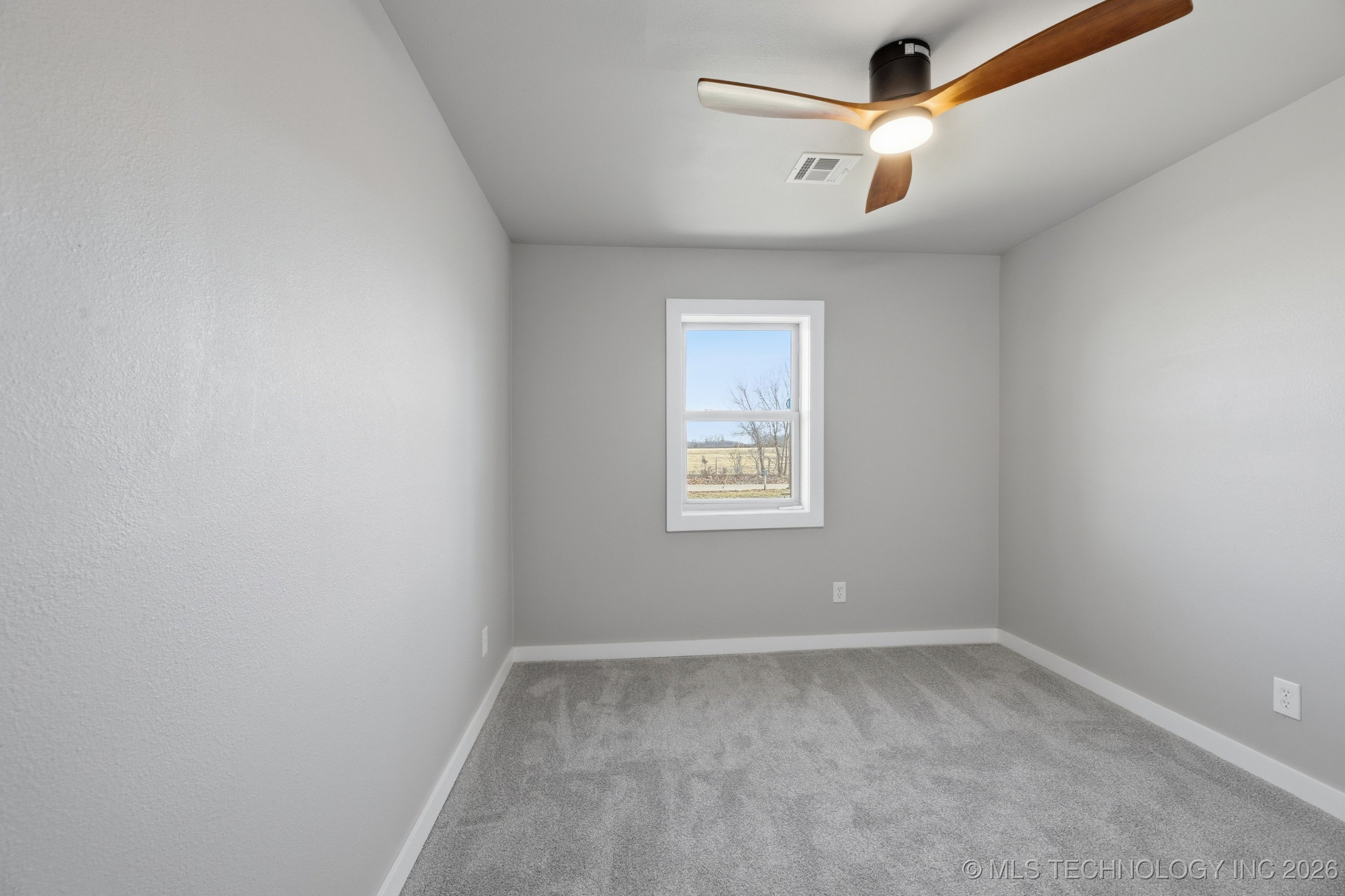 725 N 260 Road Property Photo 23